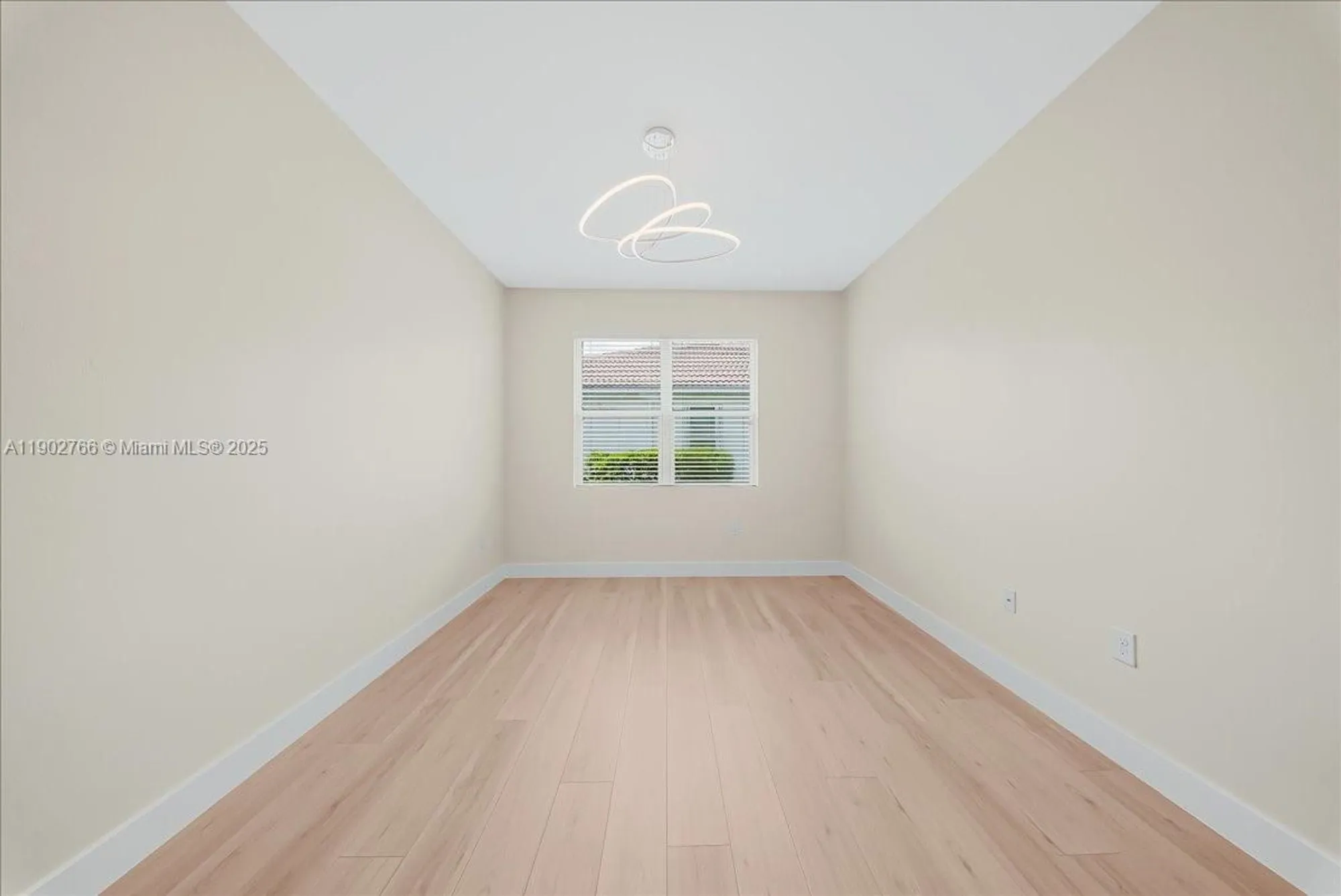 Property Slideshow image 10 of 35 | 3348 apple blossom, Fort Myers, FL, 33920
