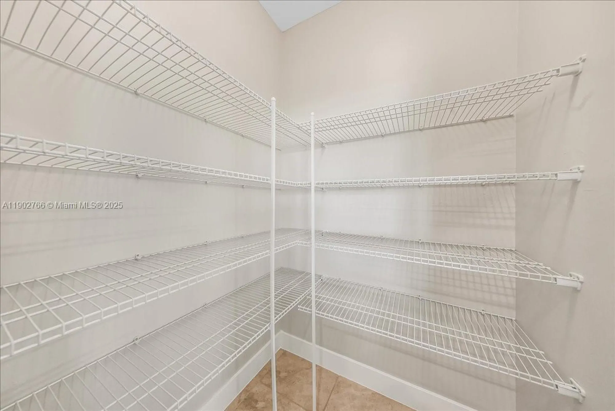 Property Slideshow image 11 of 35 | 3348 apple blossom, Fort Myers, FL, 33920
