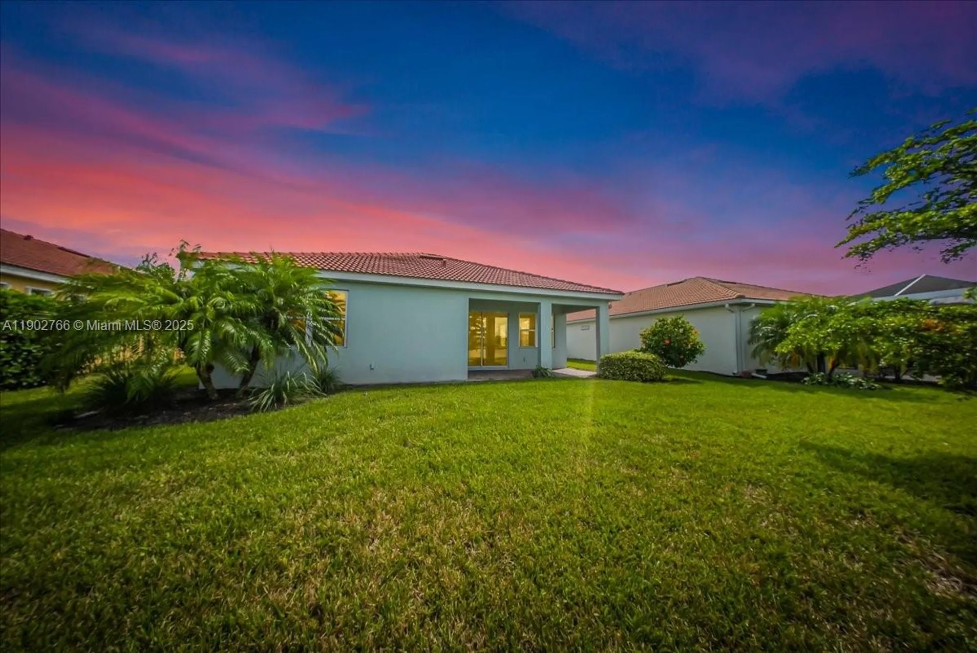 Property Slideshow image 2 of 35 | 3348 apple blossom, Fort Myers, FL, 33920