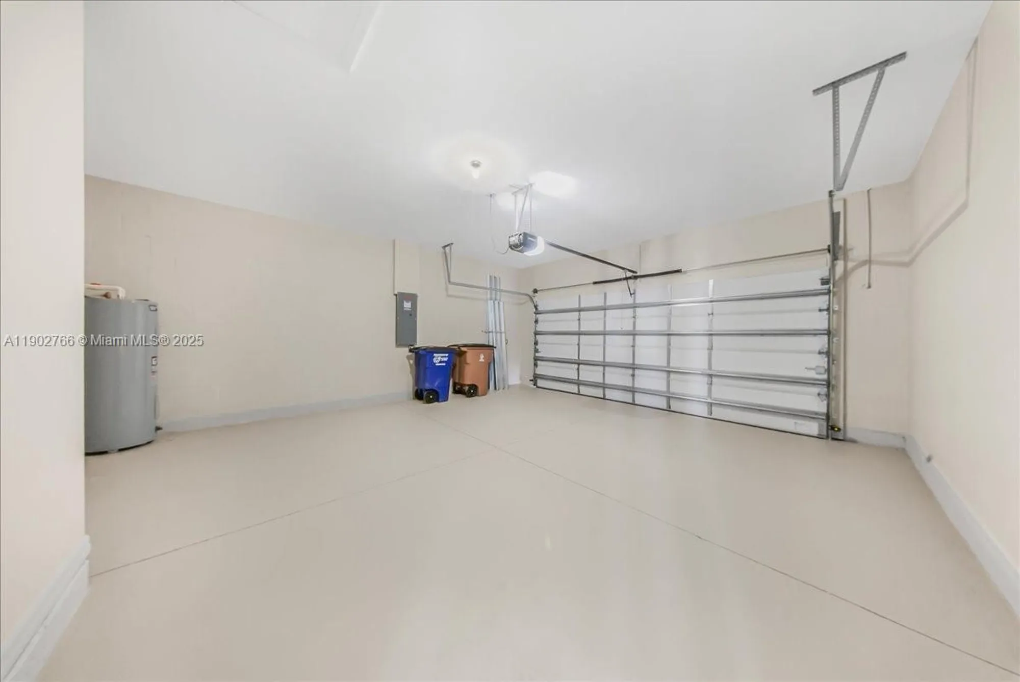 Property Slideshow image 32 of 35 | 3348 apple blossom, Fort Myers, FL, 33920
