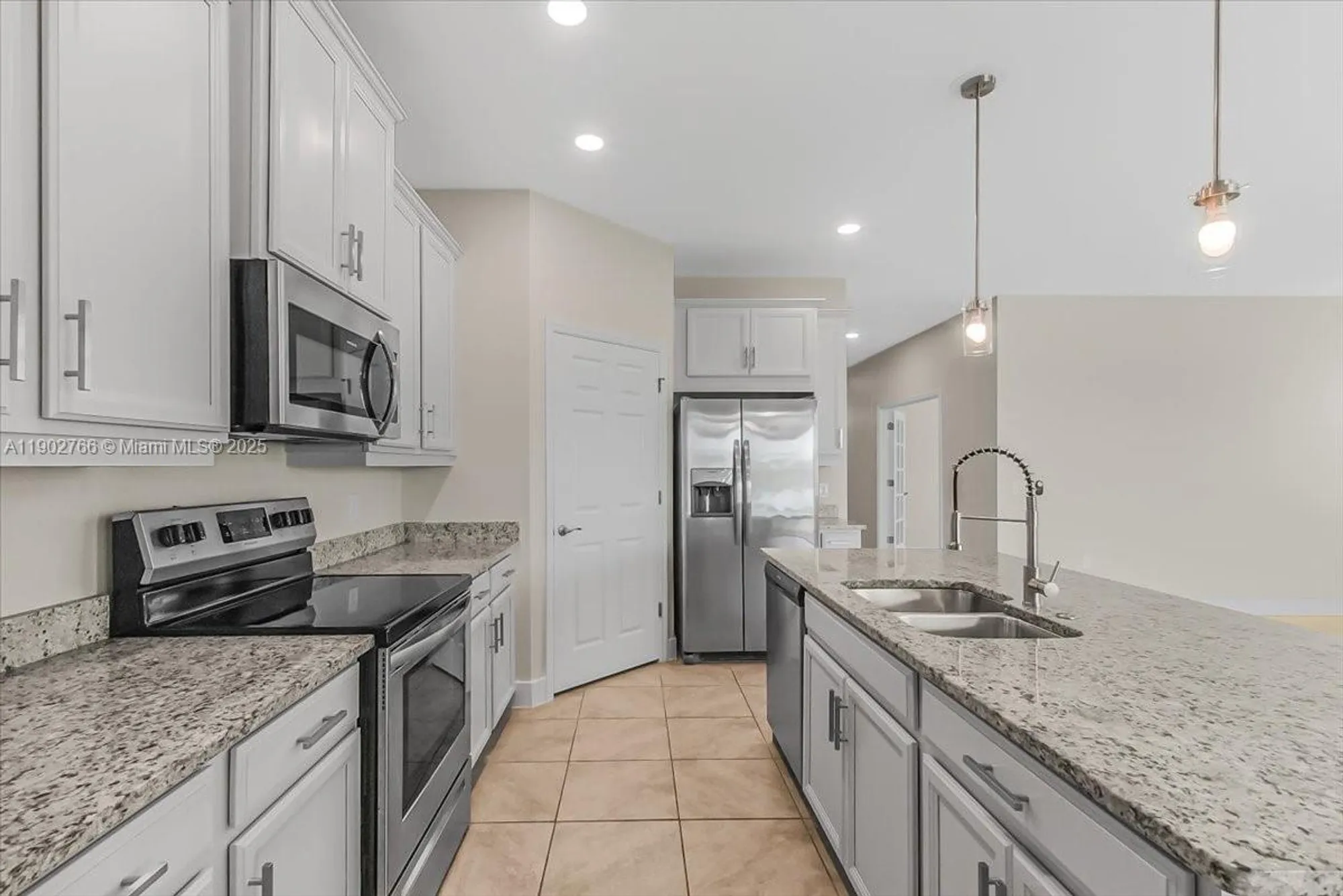 Property Slideshow image 9 of 35 | 3348 apple blossom, Fort Myers, FL, 33920