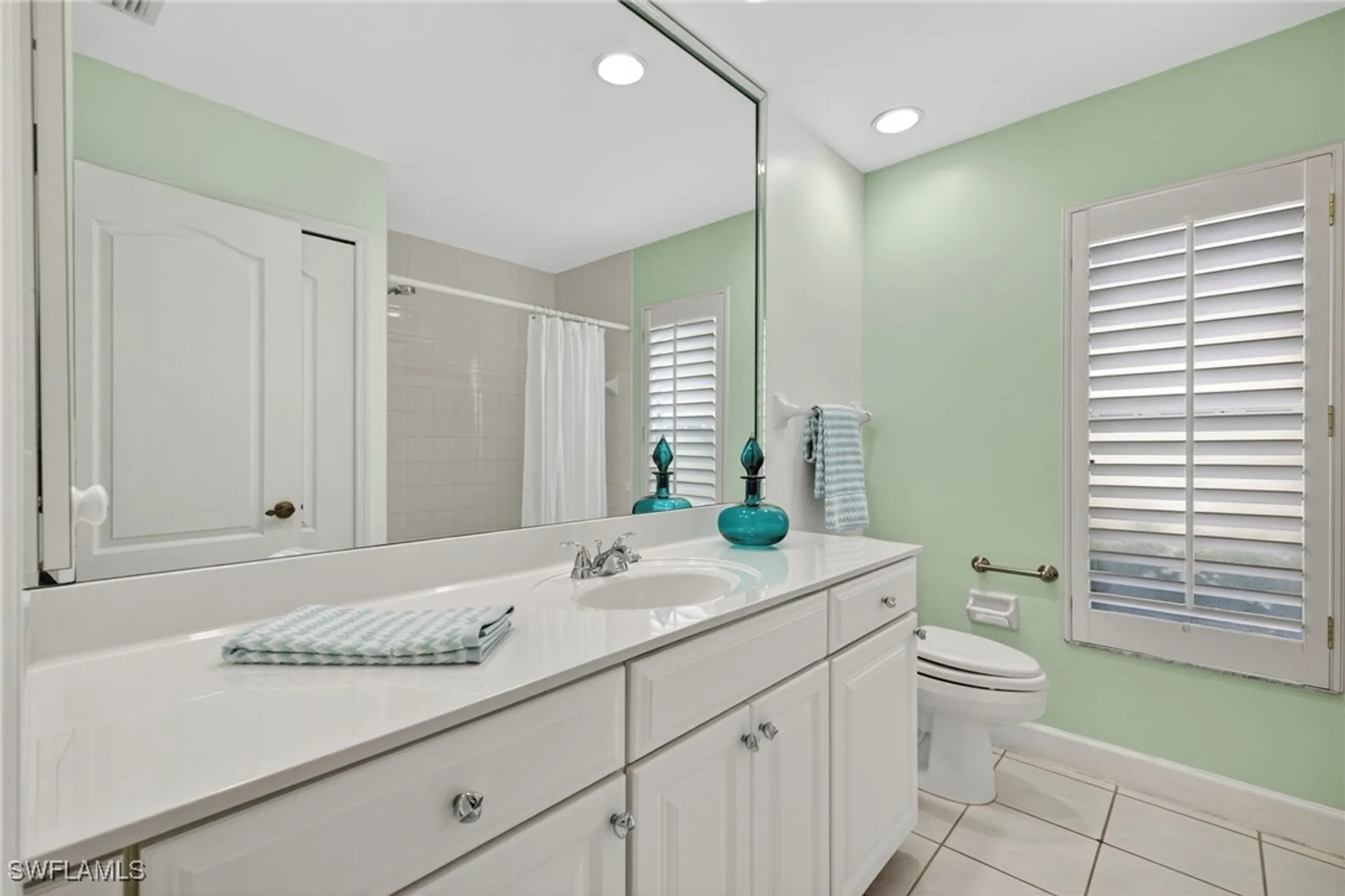 Property Slideshow image 16 of 19 | 3500 wild indigo ln, Bonita Springs, FL, 34134