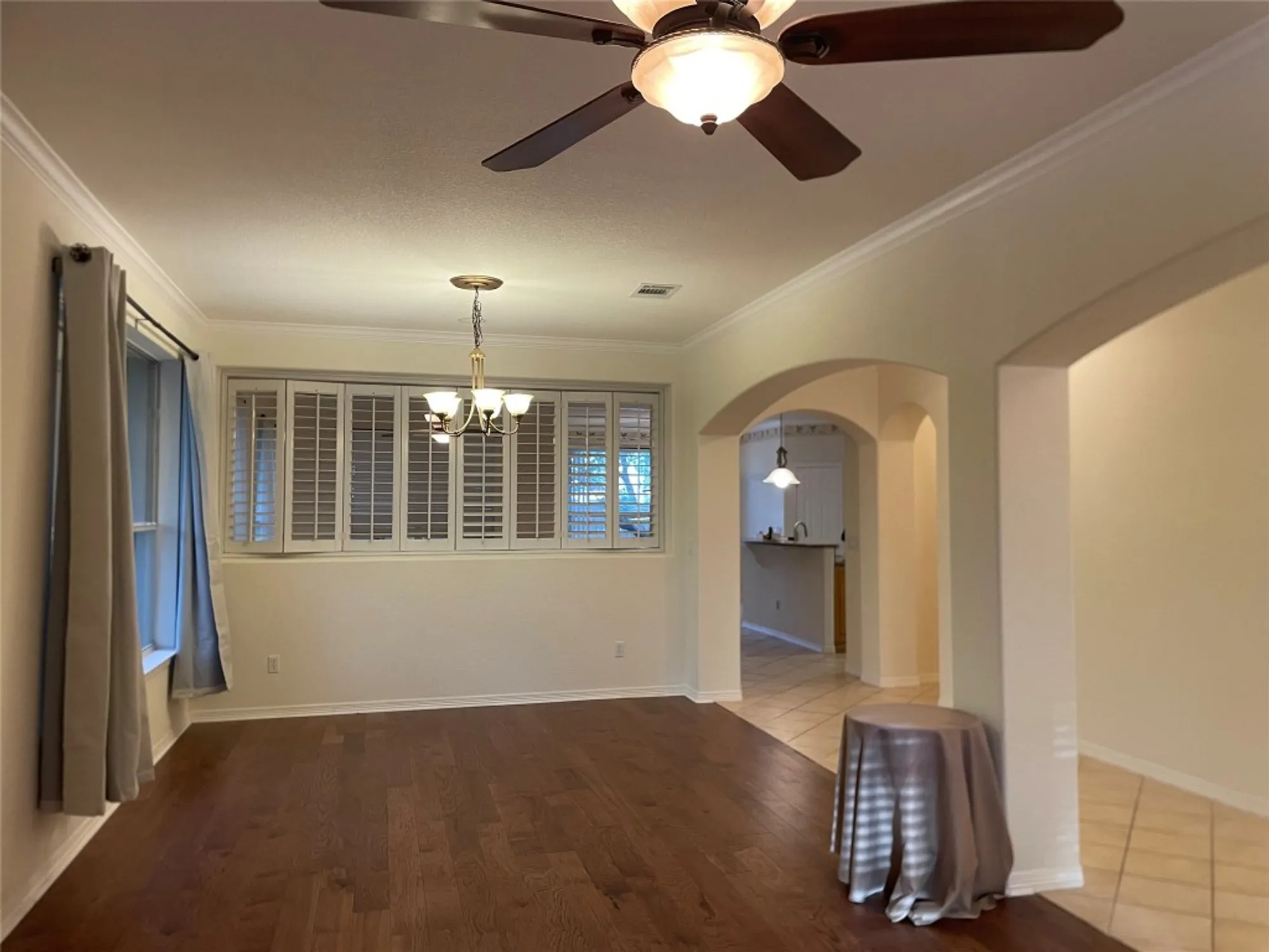 Property Slideshow image 10 of 21 | 120 brazos dr, Georgetown, TX, 78628