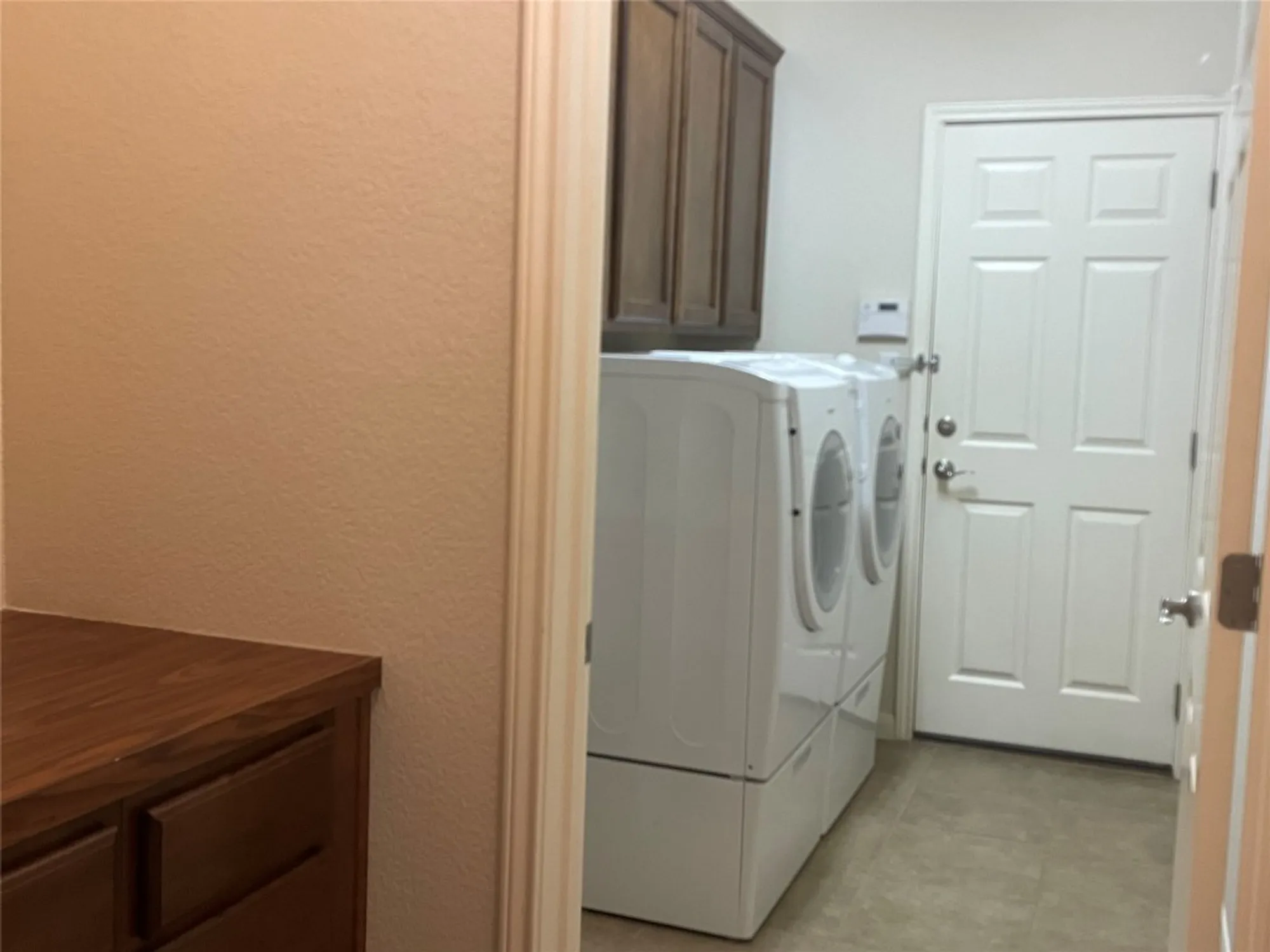 Property Slideshow image 20 of 21 | 120 brazos dr, Georgetown, TX, 78628