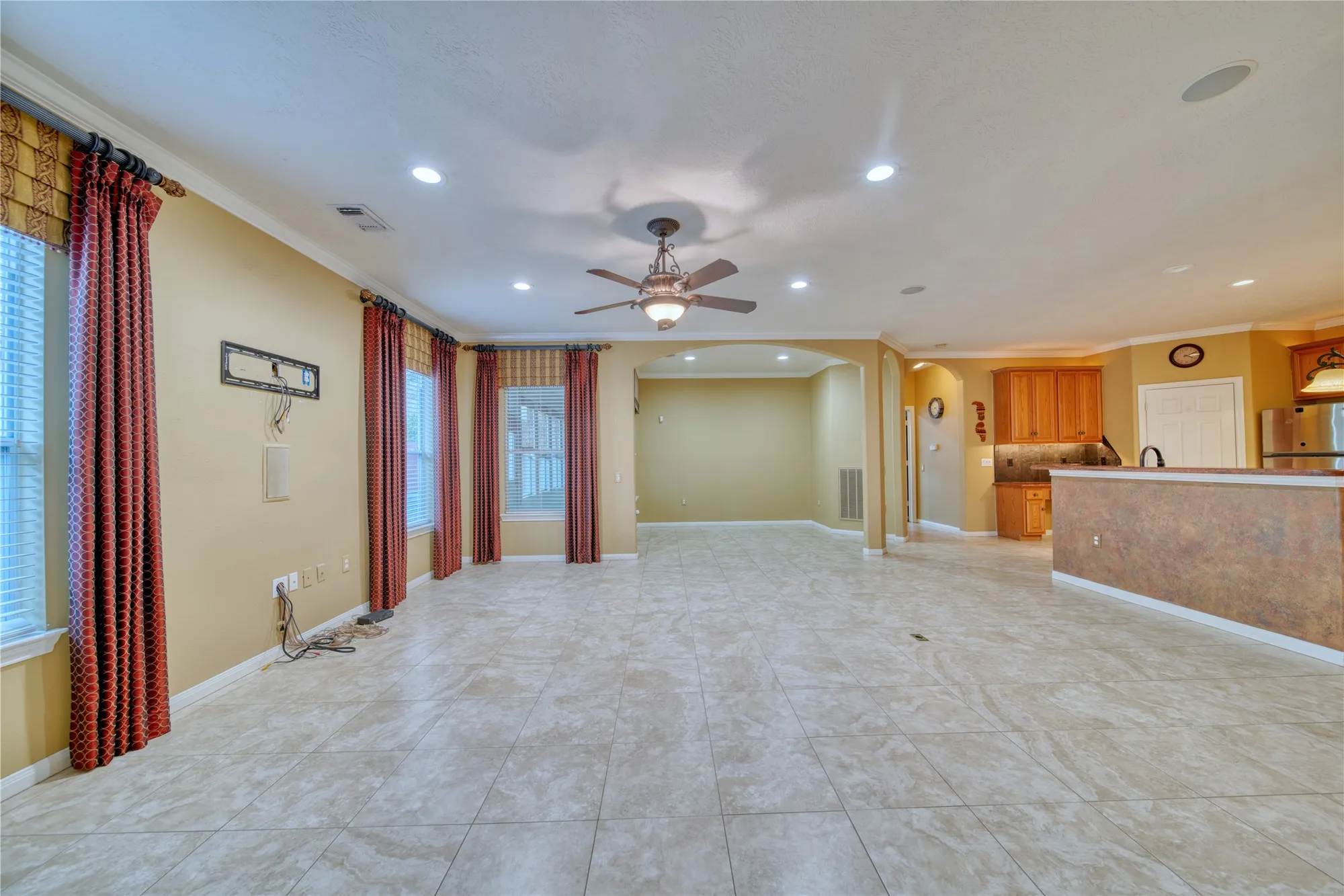 Property Slideshow image 6 of 50 | 1308 palermo dr, Pearland, TX, 77581