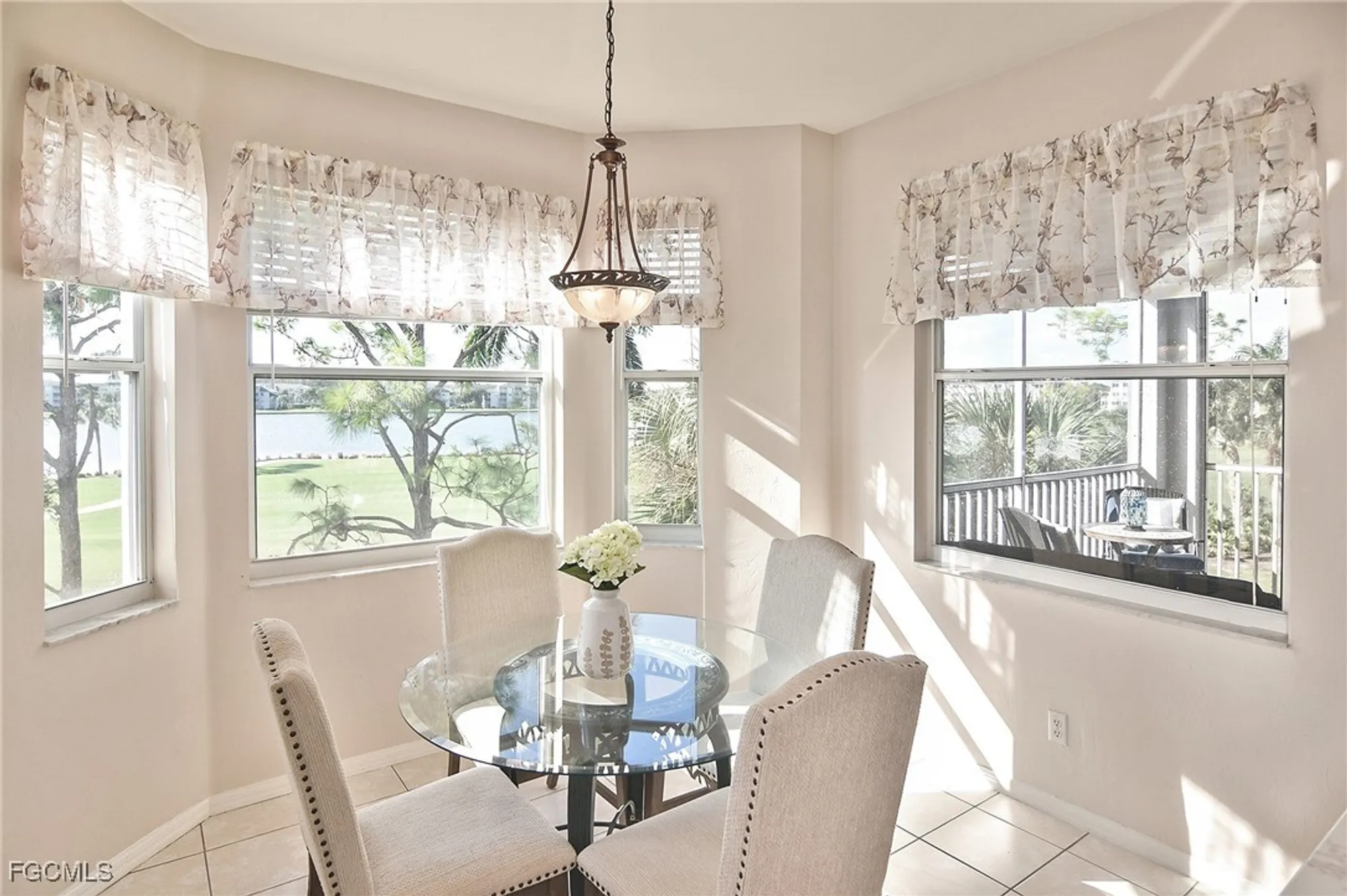 Property Slideshow image 15 of 40 | 8076 queen palm ln apt 436, Fort Myers, FL, 33966