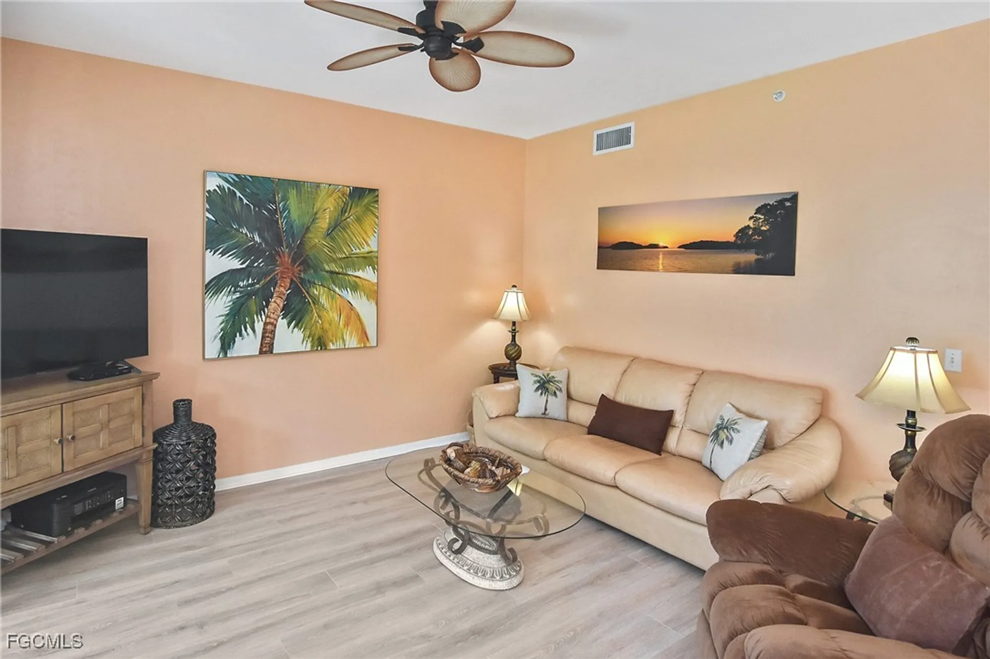 Property Slideshow image 17 of 40 | 8076 queen palm ln apt 436, Fort Myers, FL, 33966