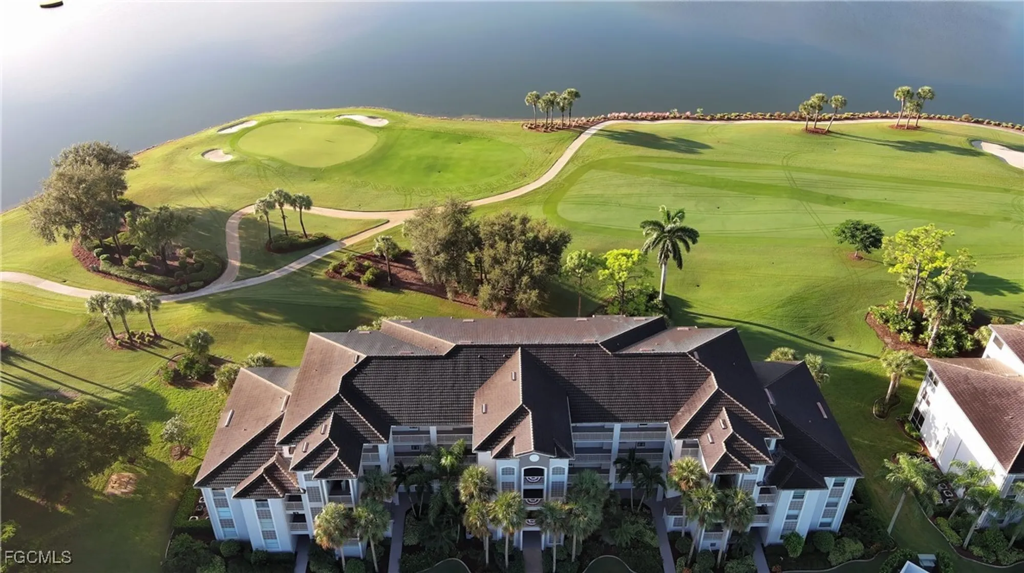 Property Slideshow image 35 of 40 | 8076 queen palm ln apt 436, Fort Myers, FL, 33966