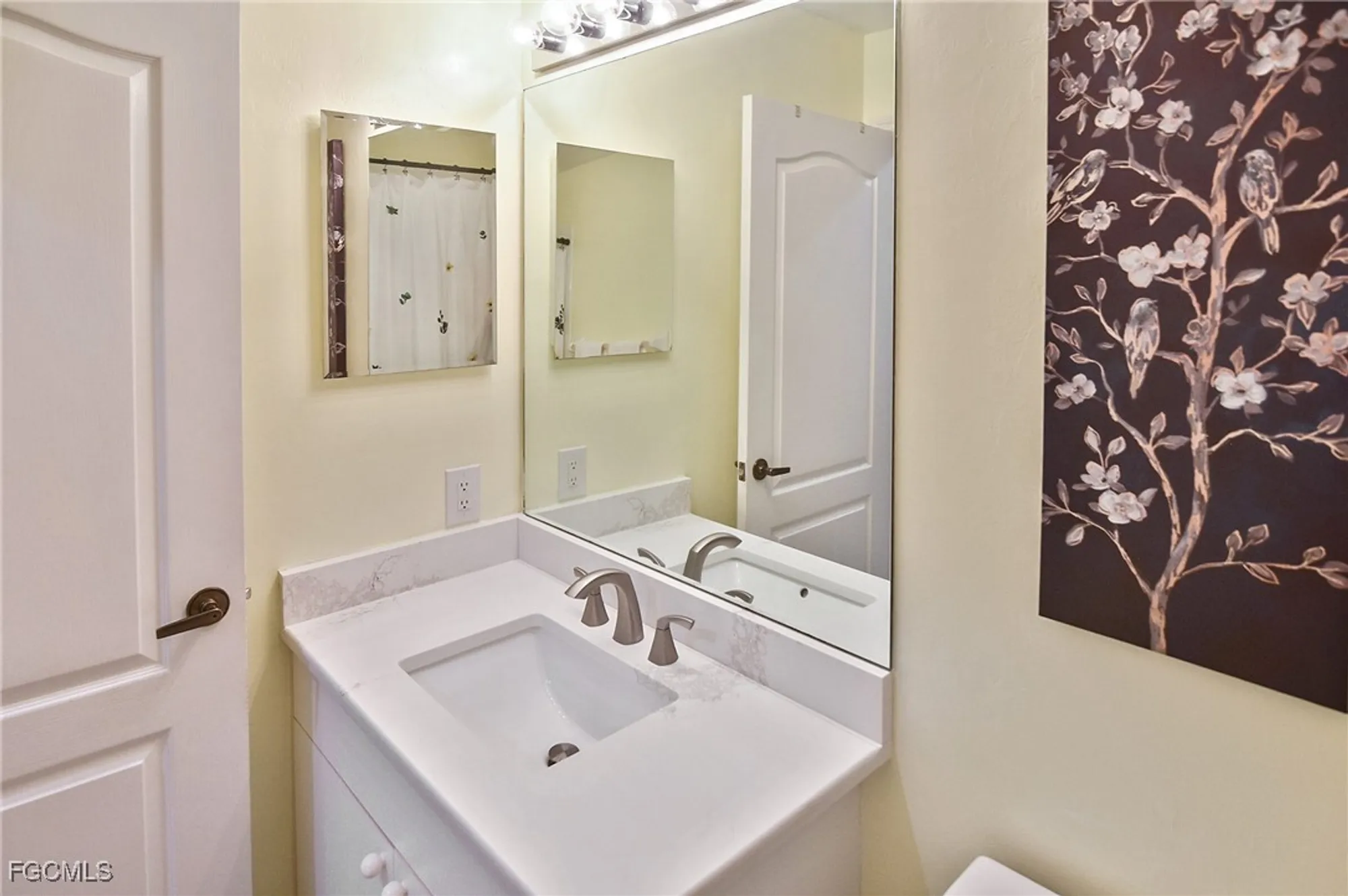 Property Slideshow image 32 of 40 | 8076 queen palm ln apt 436, Fort Myers, FL, 33966
