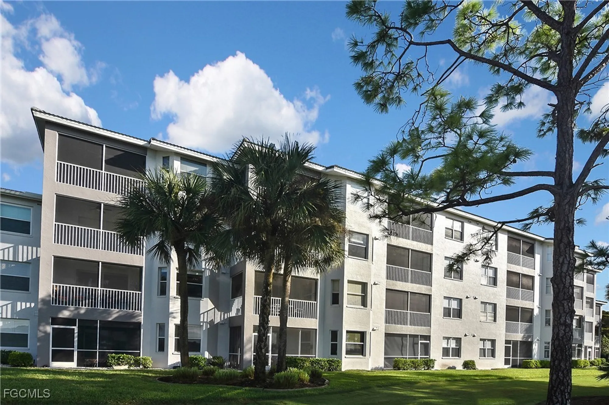 Property Slideshow image 40 of 40 | 8076 queen palm ln apt 436, Fort Myers, FL, 33966