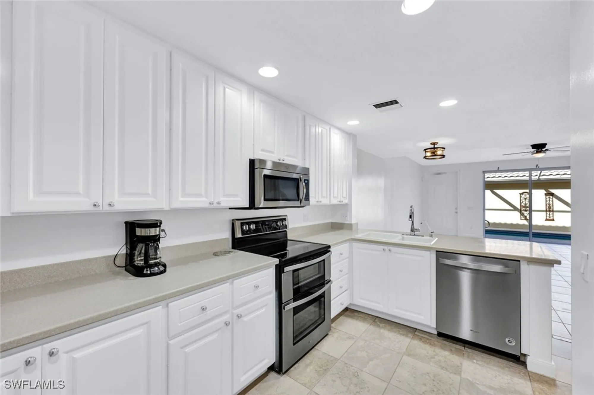 Property Slideshow image 16 of 43 | 15395 laughing gull ln, Bonita Springs, FL, 34135
