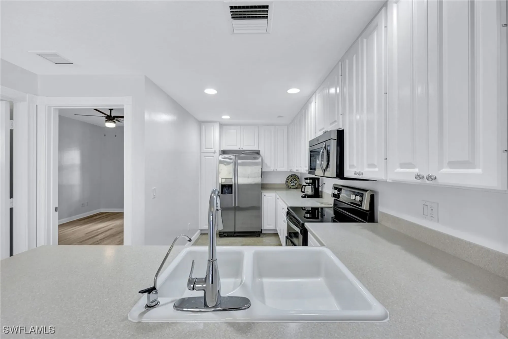 Property Slideshow image 17 of 43 | 15395 laughing gull ln, Bonita Springs, FL, 34135