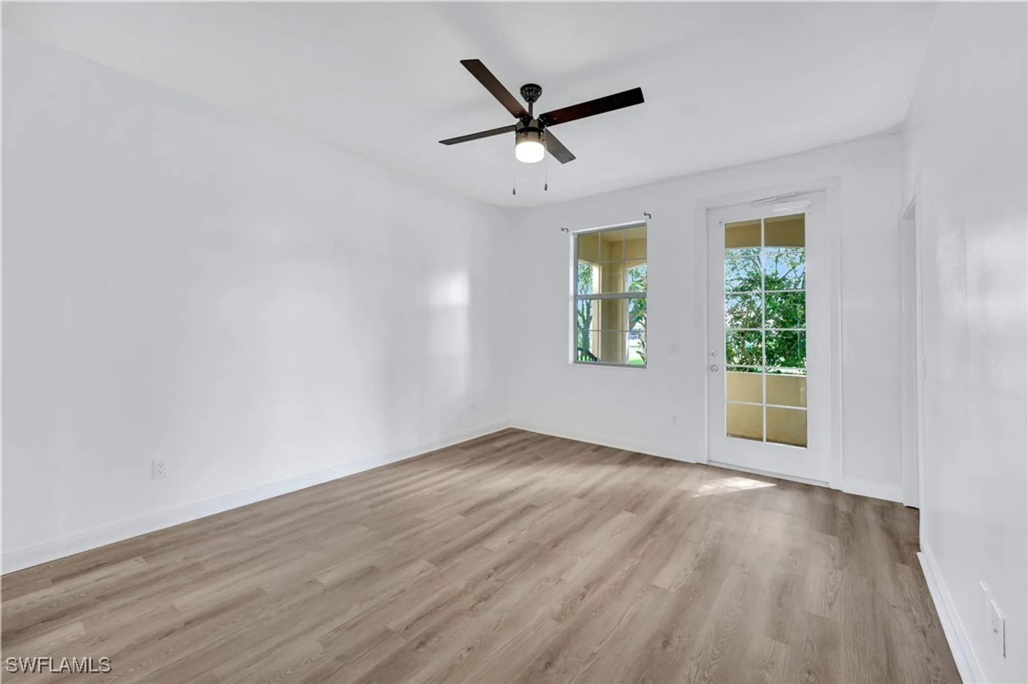 Property Slideshow image 18 of 43 | 15395 laughing gull ln, Bonita Springs, FL, 34135