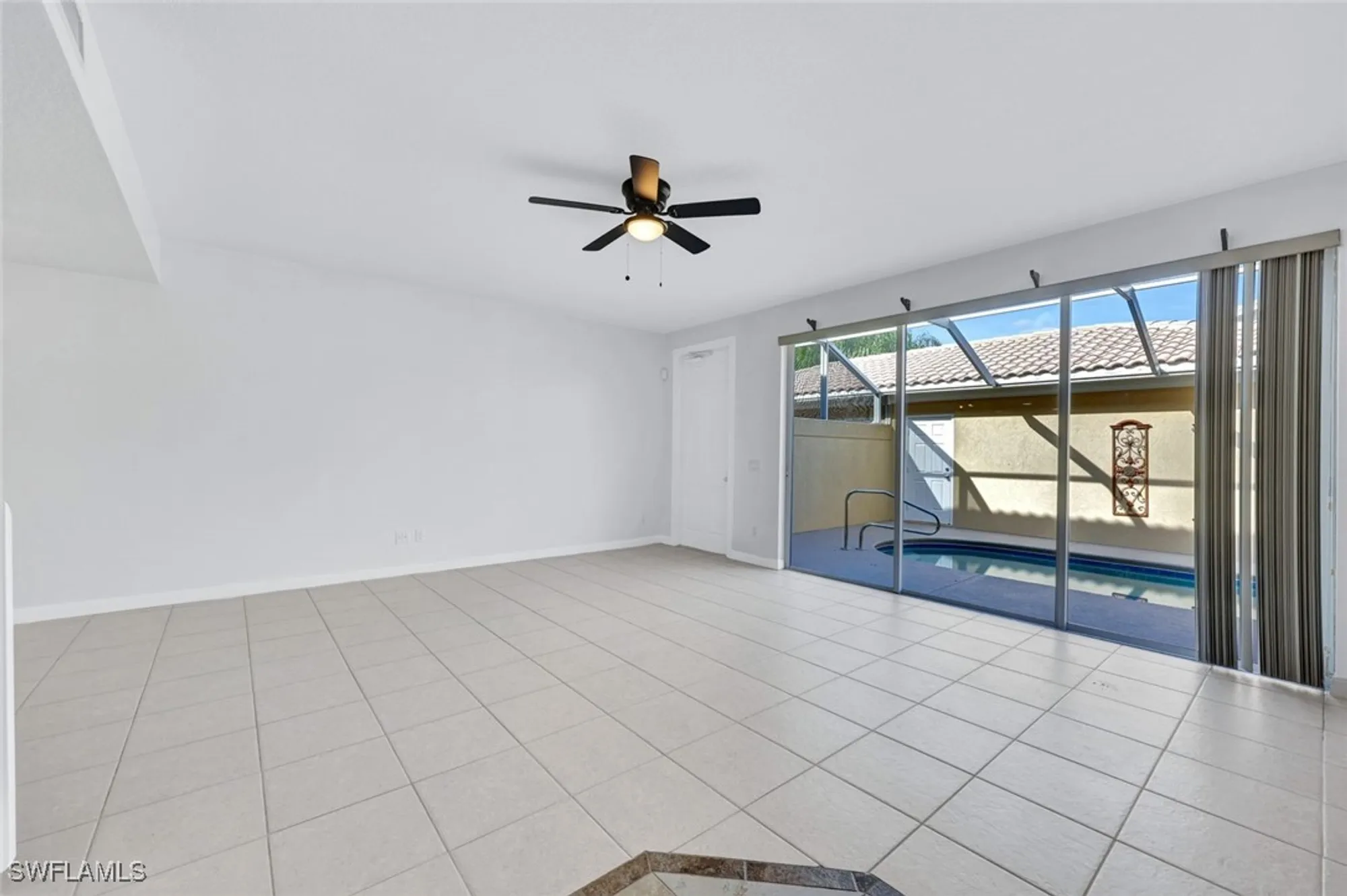 Property Slideshow image 11 of 43 | 15395 laughing gull ln, Bonita Springs, FL, 34135