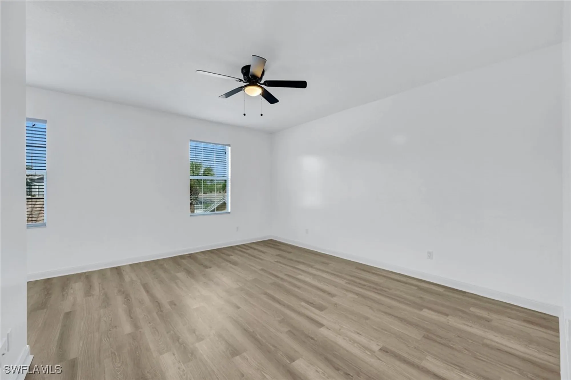 Property Slideshow image 26 of 43 | 15395 laughing gull ln, Bonita Springs, FL, 34135