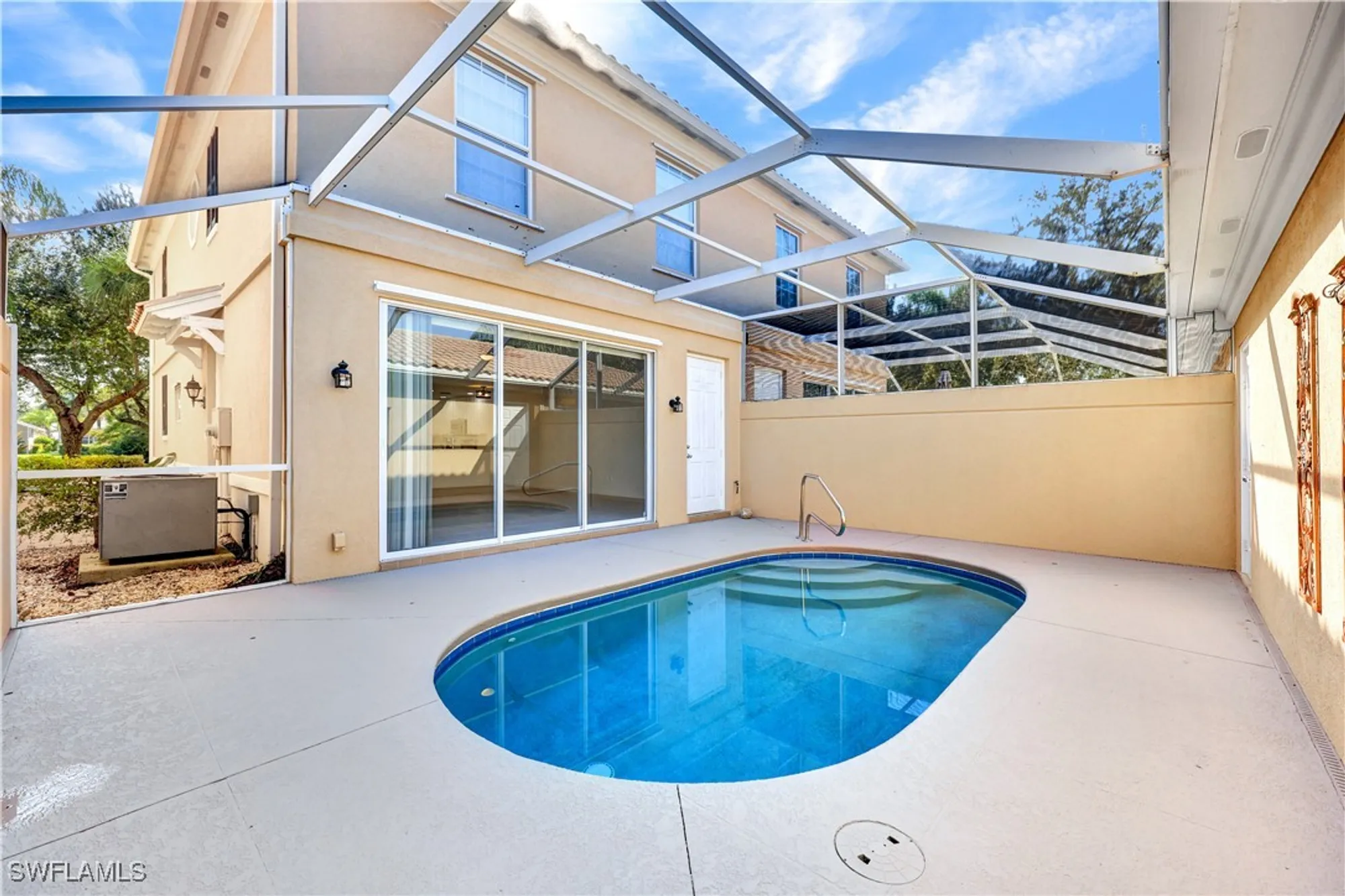 Property Slideshow image 28 of 43 | 15395 laughing gull ln, Bonita Springs, FL, 34135