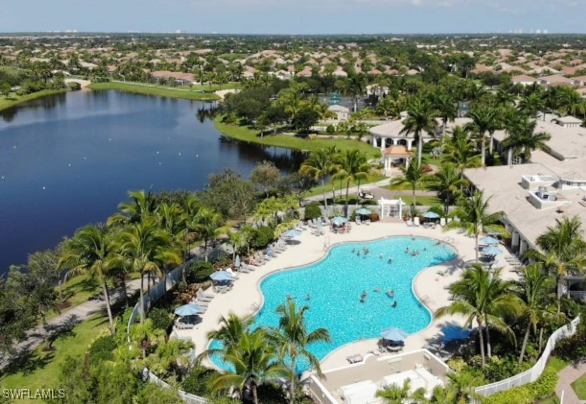 Property Slideshow image 37 of 43 | 15395 laughing gull ln, Bonita Springs, FL, 34135