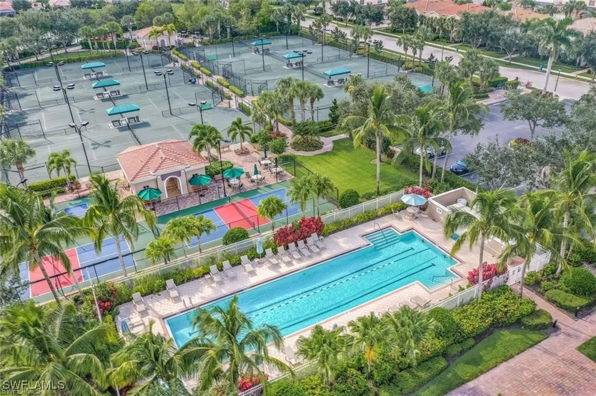 Property Slideshow image 38 of 43 | 15395 laughing gull ln, Bonita Springs, FL, 34135