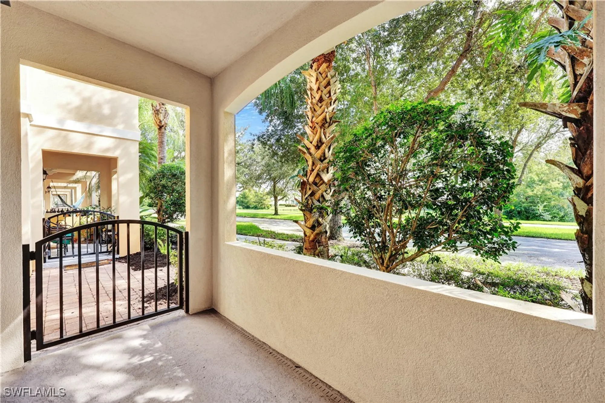 Property Slideshow image 32 of 43 | 15395 laughing gull ln, Bonita Springs, FL, 34135
