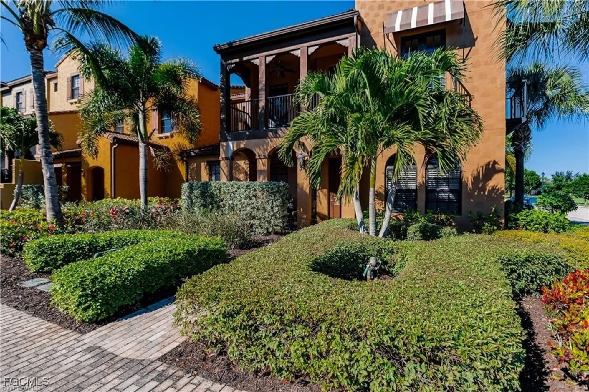 Property Slideshow image 1 of 32 | 8697 olinda way apt 7606, Fort Myers, FL, 33912