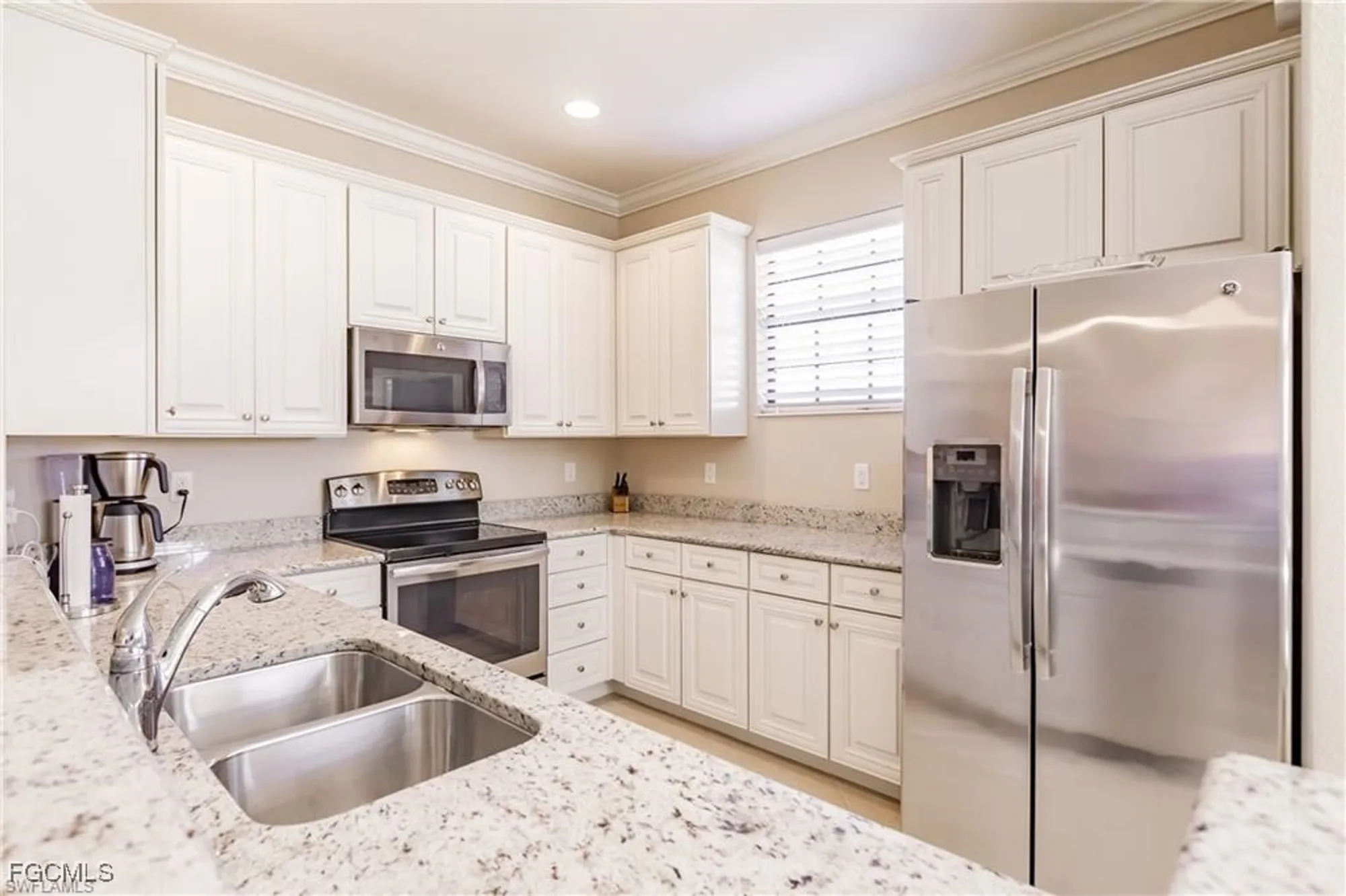 Property Slideshow image 2 of 32 | 8697 olinda way apt 7606, Fort Myers, FL, 33912