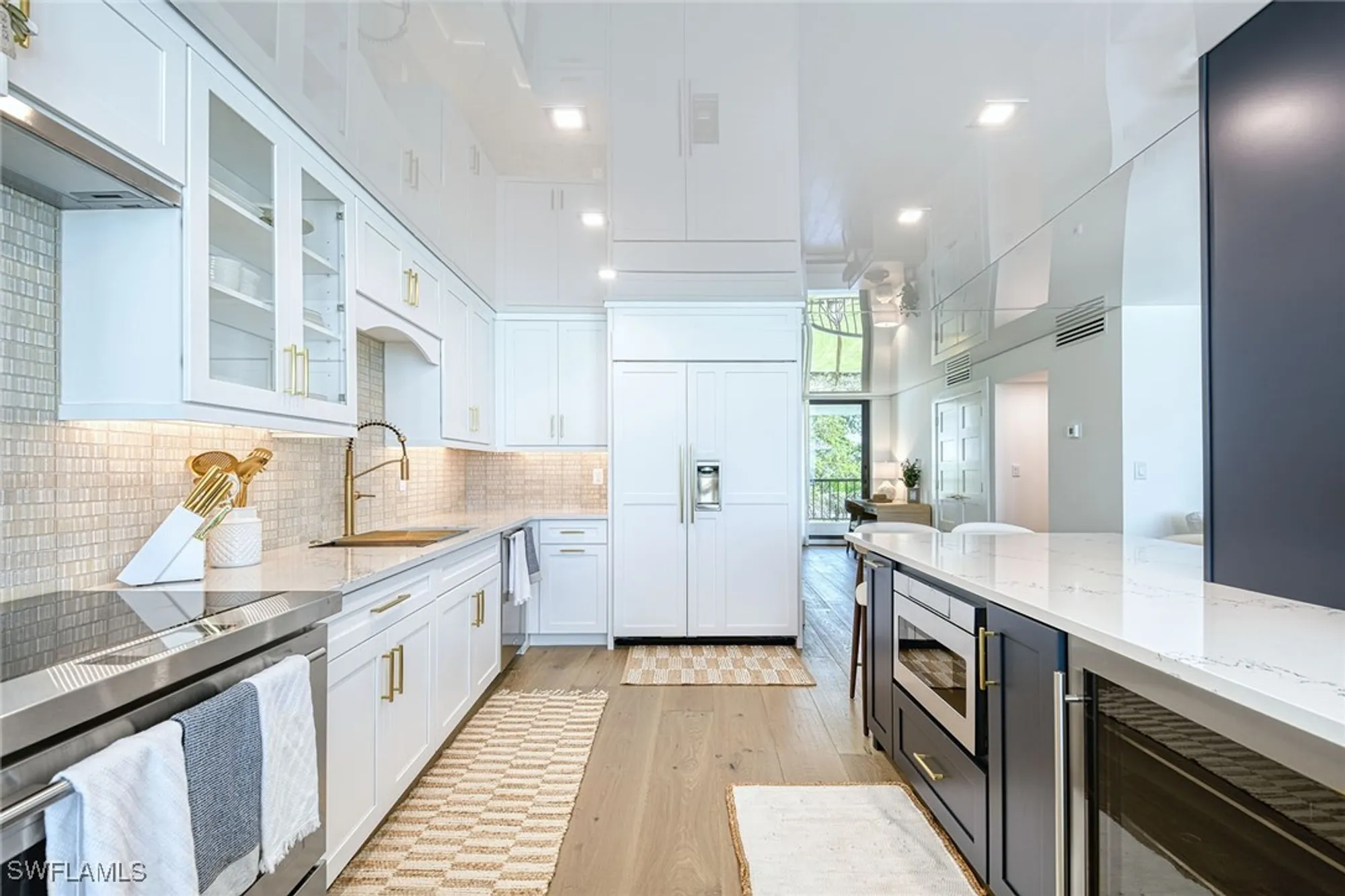 Property Slideshow image 11 of 36 | 2389 gulf shore blvd n # 302, Naples, FL, 34103