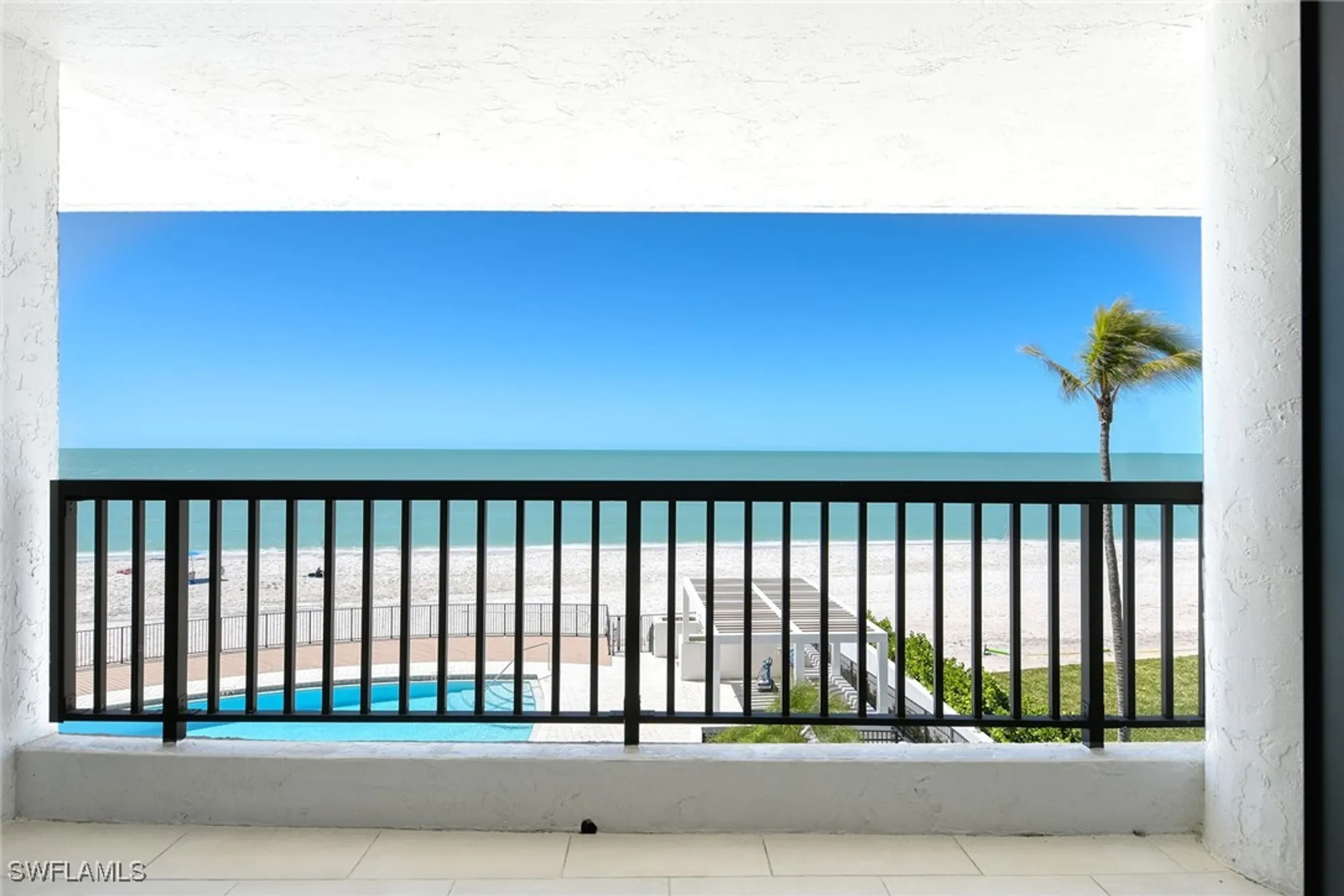 Property Slideshow image 26 of 36 | 2389 gulf shore blvd n # 302, Naples, FL, 34103