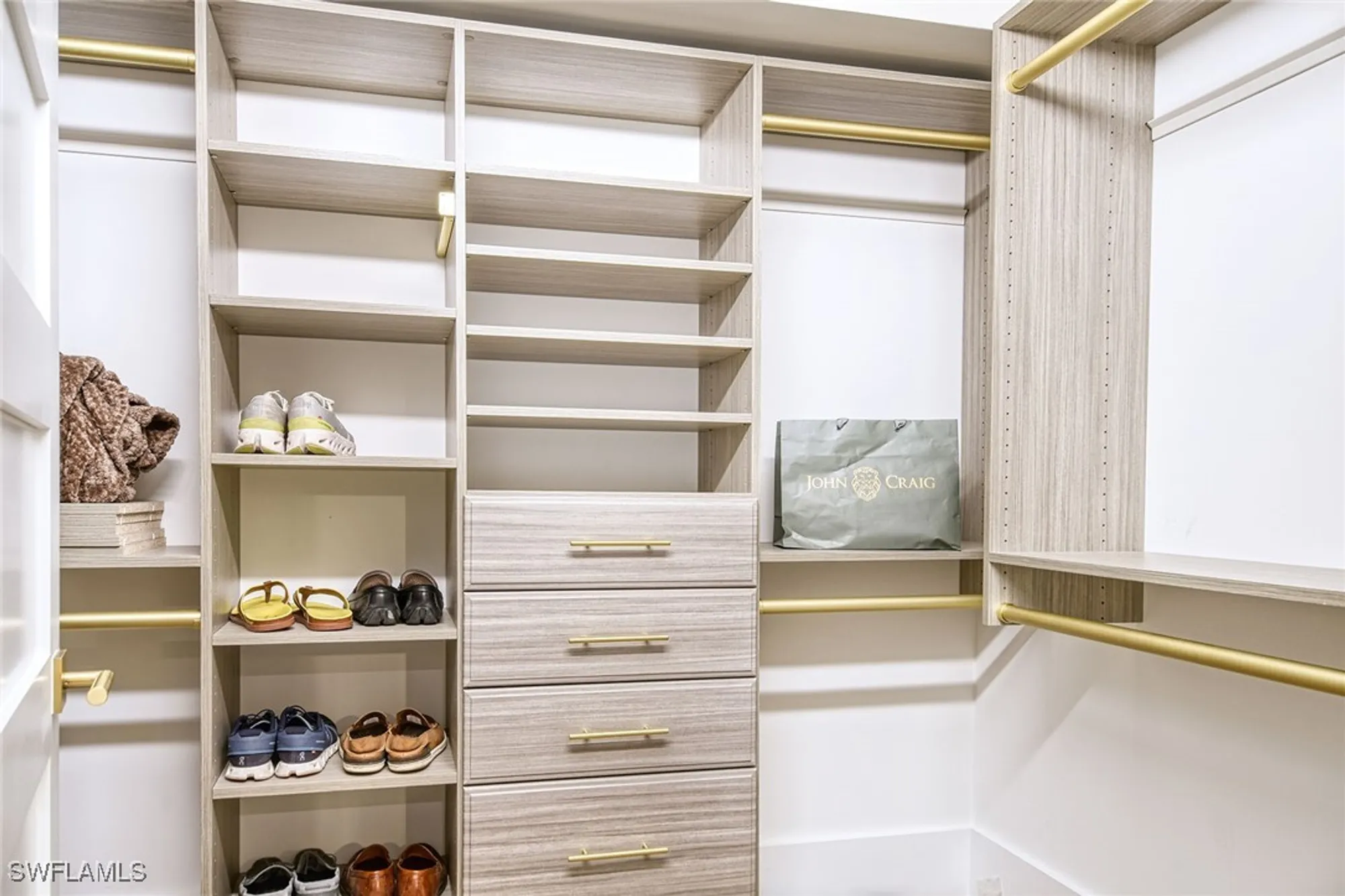 Property Slideshow image 23 of 36 | 2389 gulf shore blvd n # 302, Naples, FL, 34103