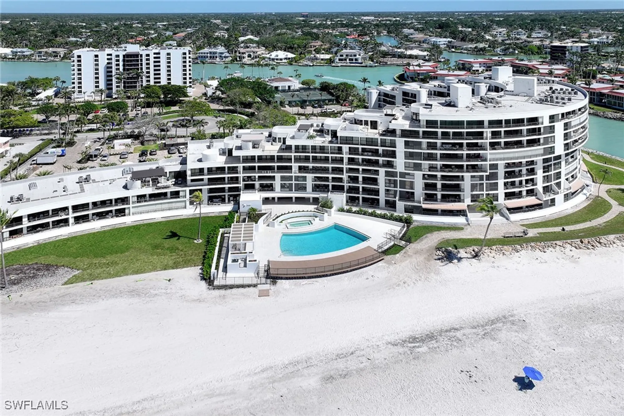 Property Slideshow image 33 of 36 | 2389 gulf shore blvd n # 302, Naples, FL, 34103