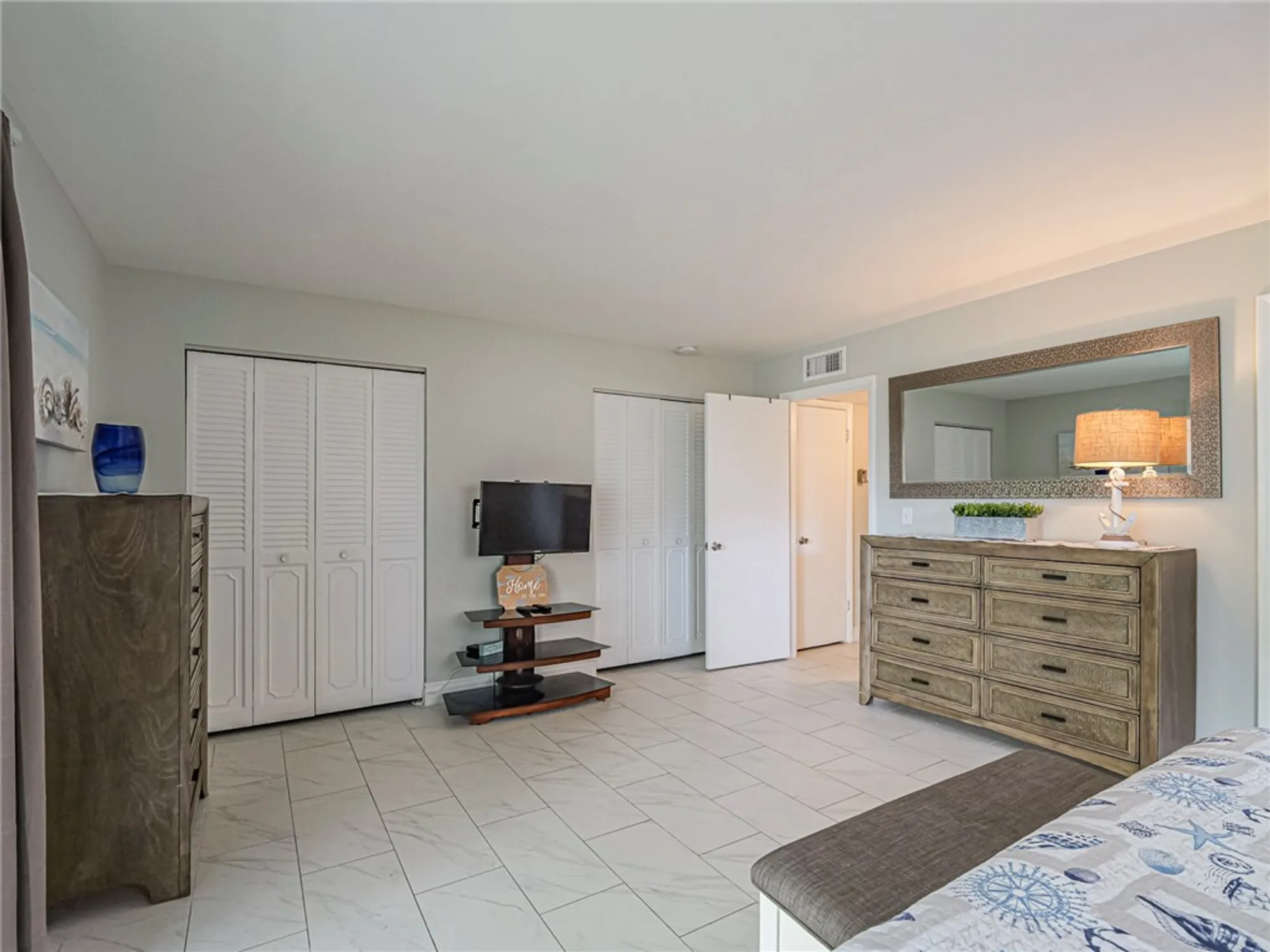 Property Slideshow image 17 of 35 | 5400 highway a1a apt d3, Vero Beach, FL, 32963