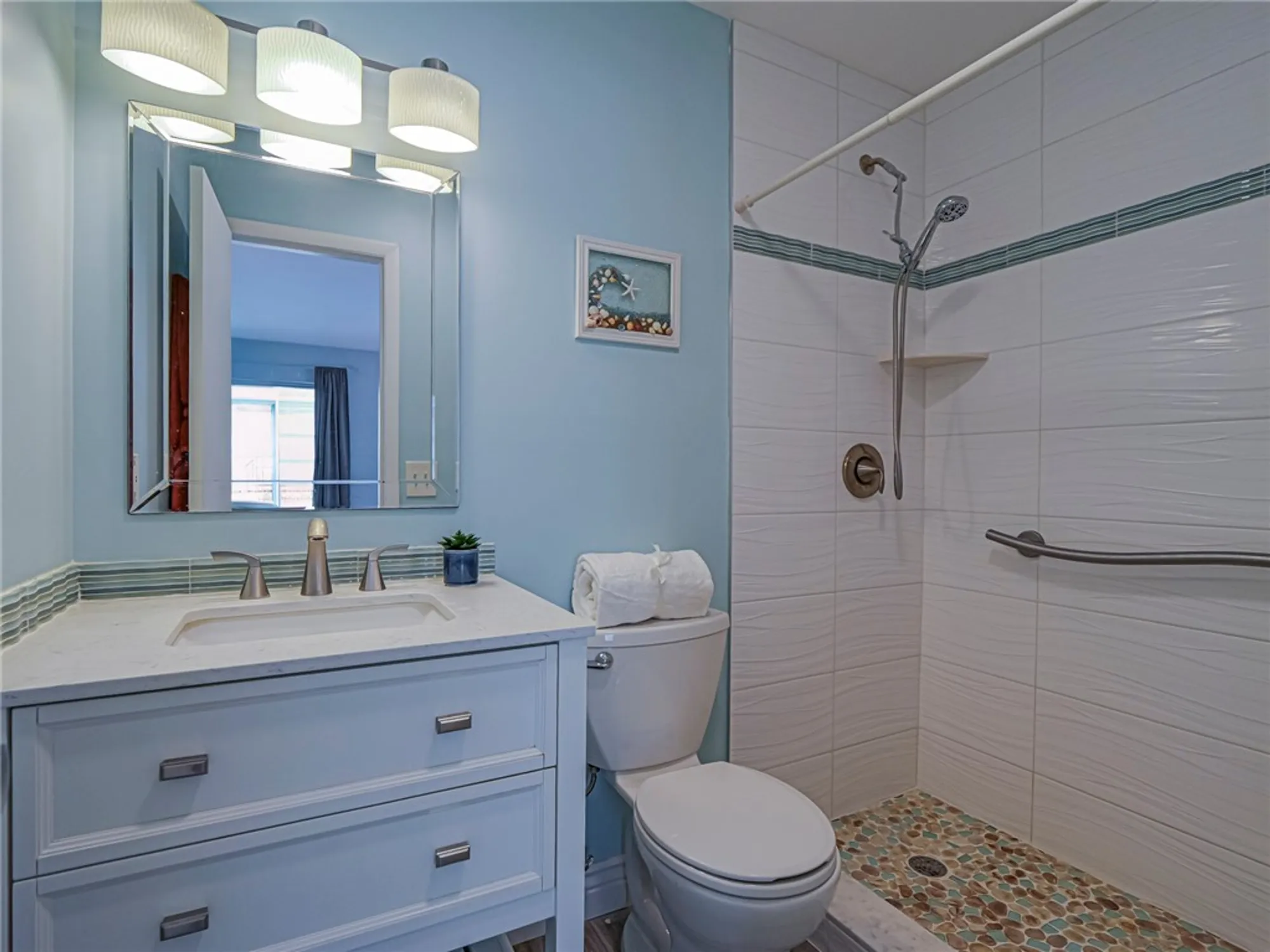 Property Slideshow image 18 of 35 | 5400 highway a1a apt d3, Vero Beach, FL, 32963