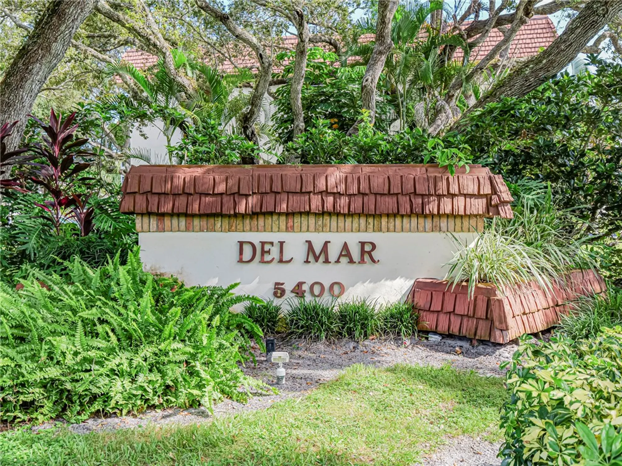 Property Slideshow image 1 of 35 | 5400 highway a1a apt d3, Vero Beach, FL, 32963