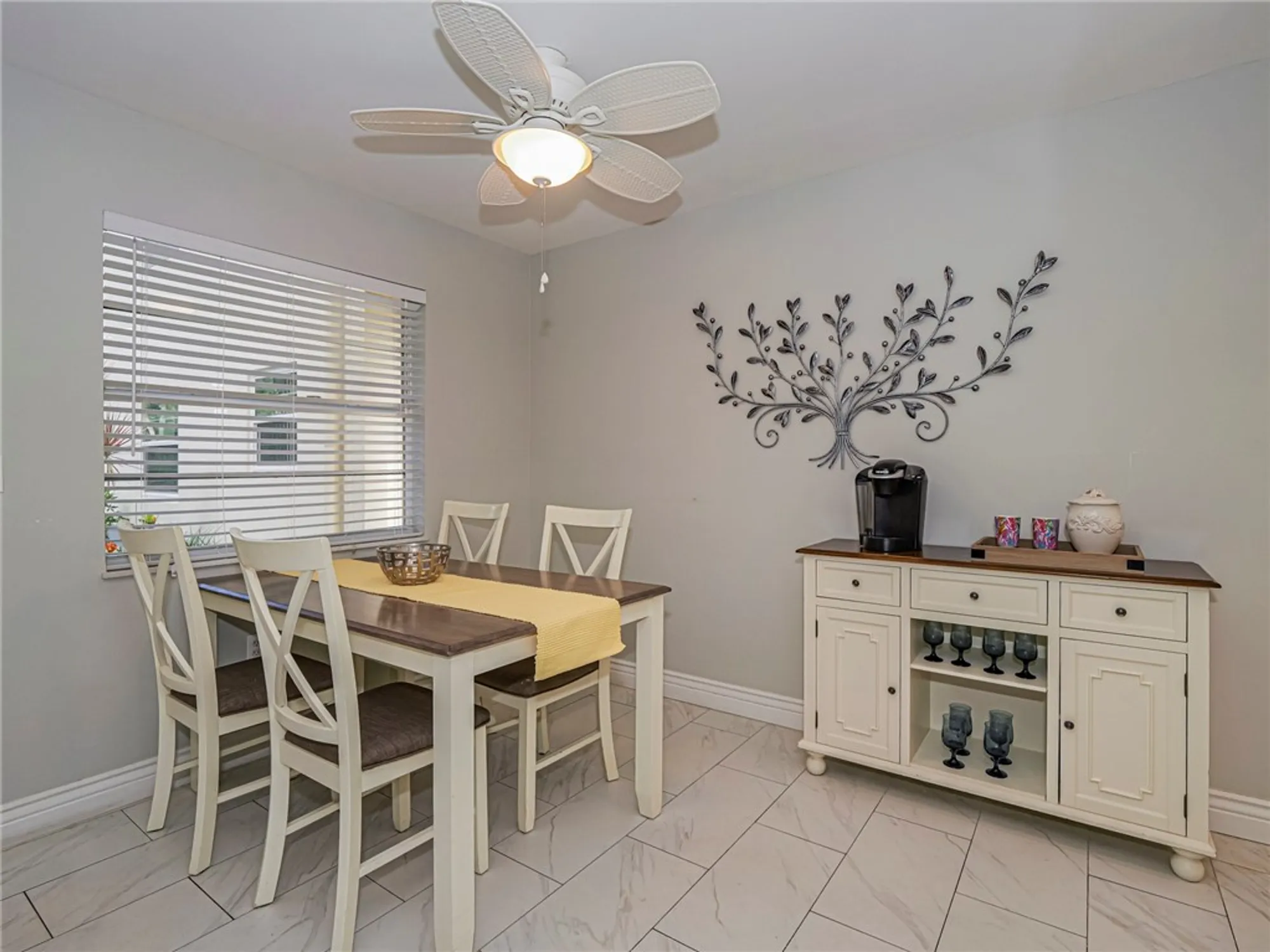 Property Slideshow image 11 of 35 | 5400 highway a1a apt d3, Vero Beach, FL, 32963