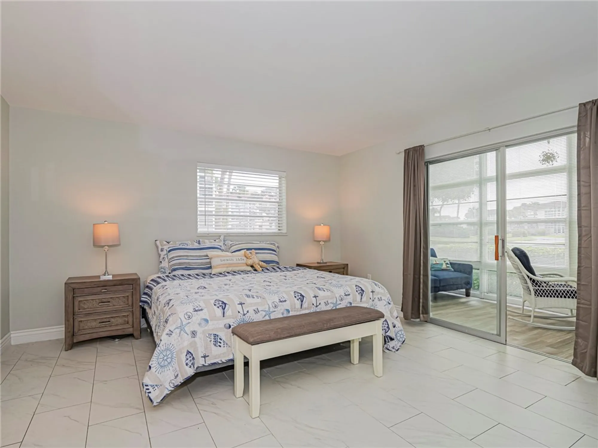 Property Slideshow image 13 of 35 | 5400 highway a1a apt d3, Vero Beach, FL, 32963