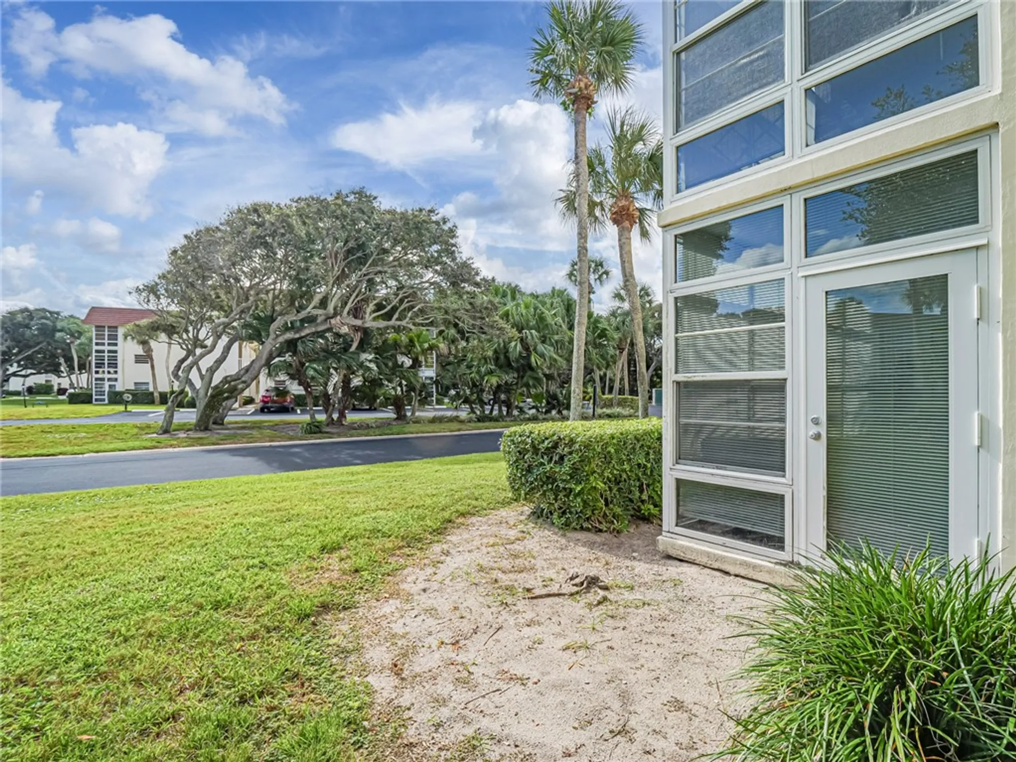 Property Slideshow image 3 of 35 | 5400 highway a1a apt d3, Vero Beach, FL, 32963