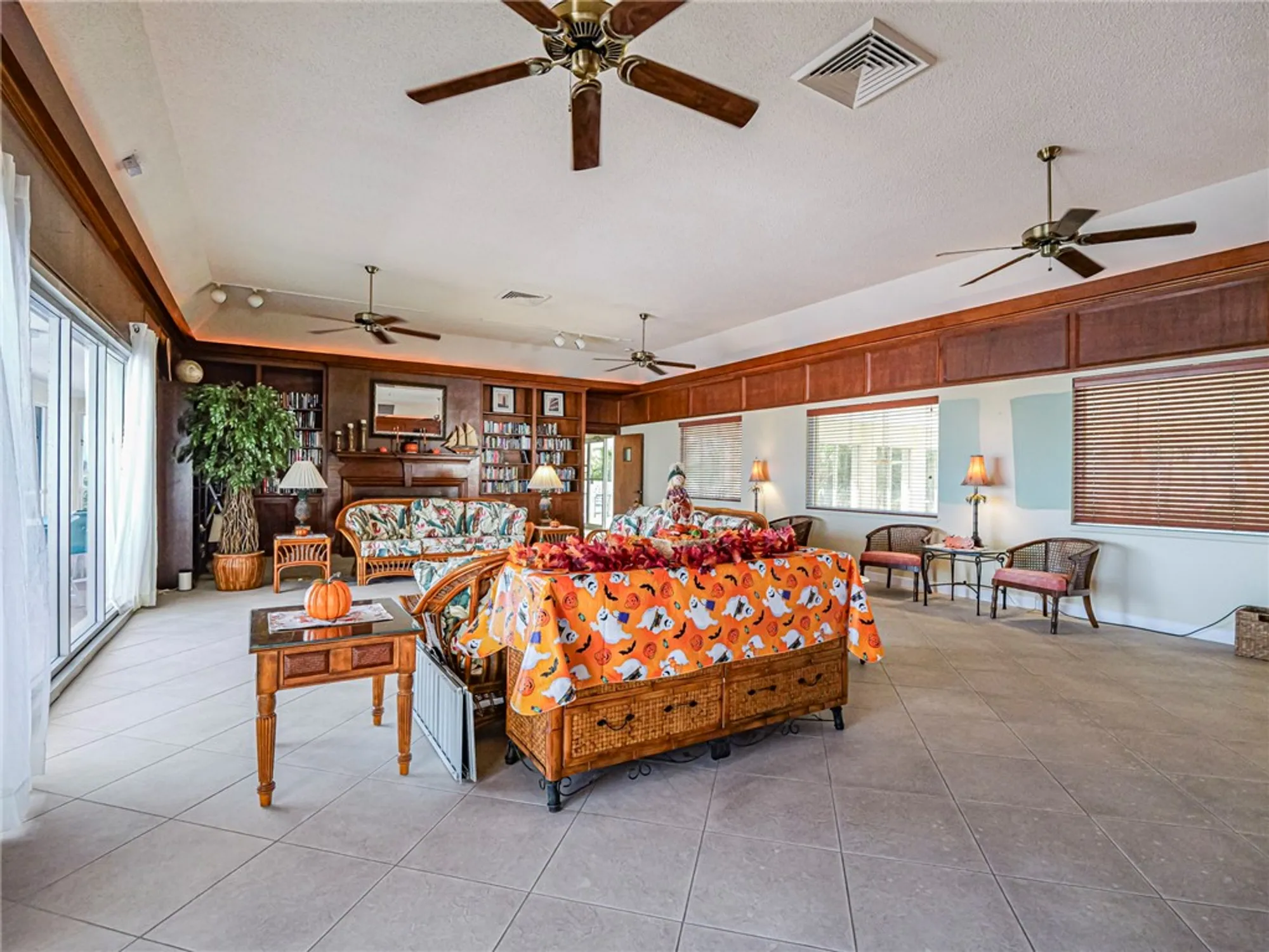 Property Slideshow image 31 of 35 | 5400 highway a1a apt d3, Vero Beach, FL, 32963