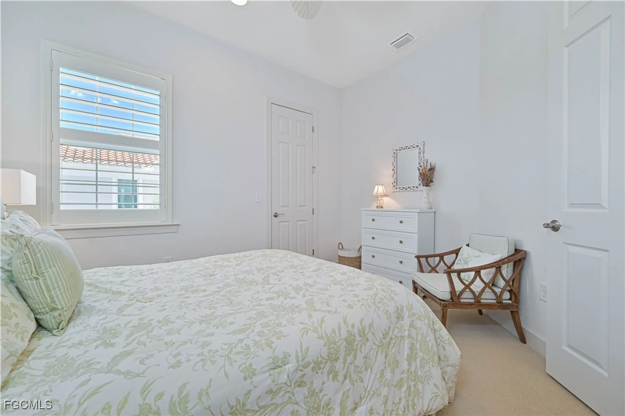 Property Slideshow image 37 of 45 | 10251 glastonbury cir 201, Fort Myers, FL, 33913