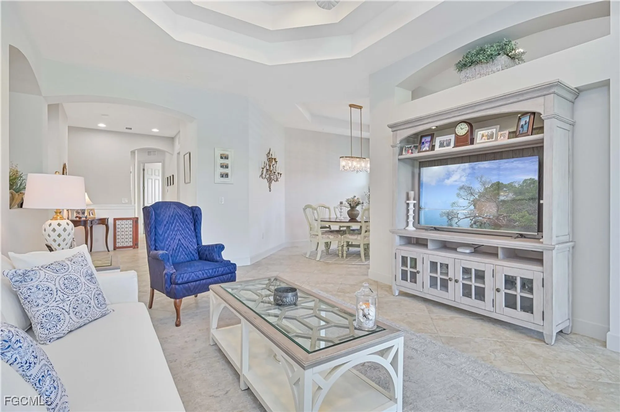 Property Slideshow image 5 of 45 | 10251 glastonbury cir 201, Fort Myers, FL, 33913