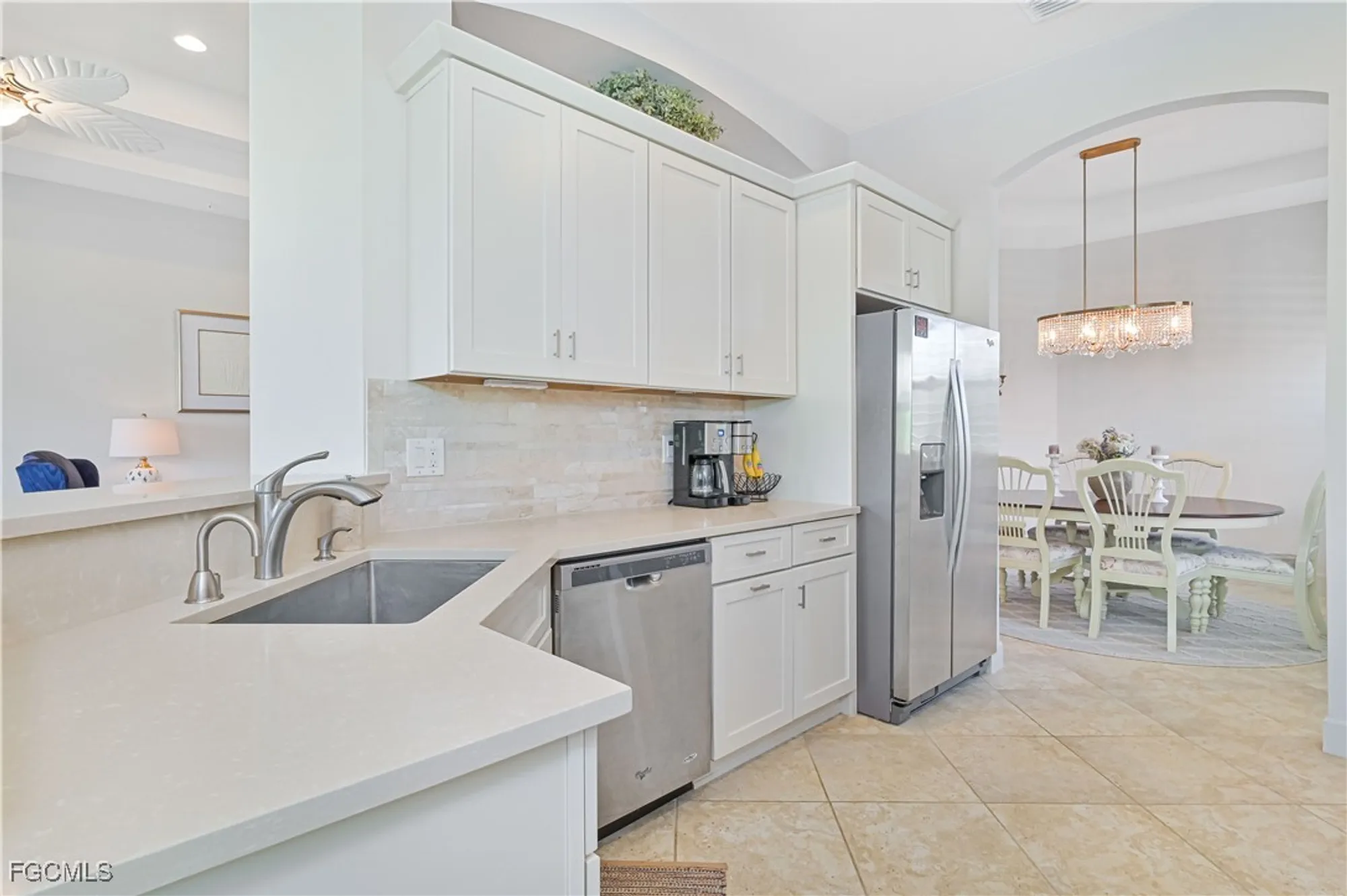 Property Slideshow image 9 of 45 | 10251 glastonbury cir 201, Fort Myers, FL, 33913