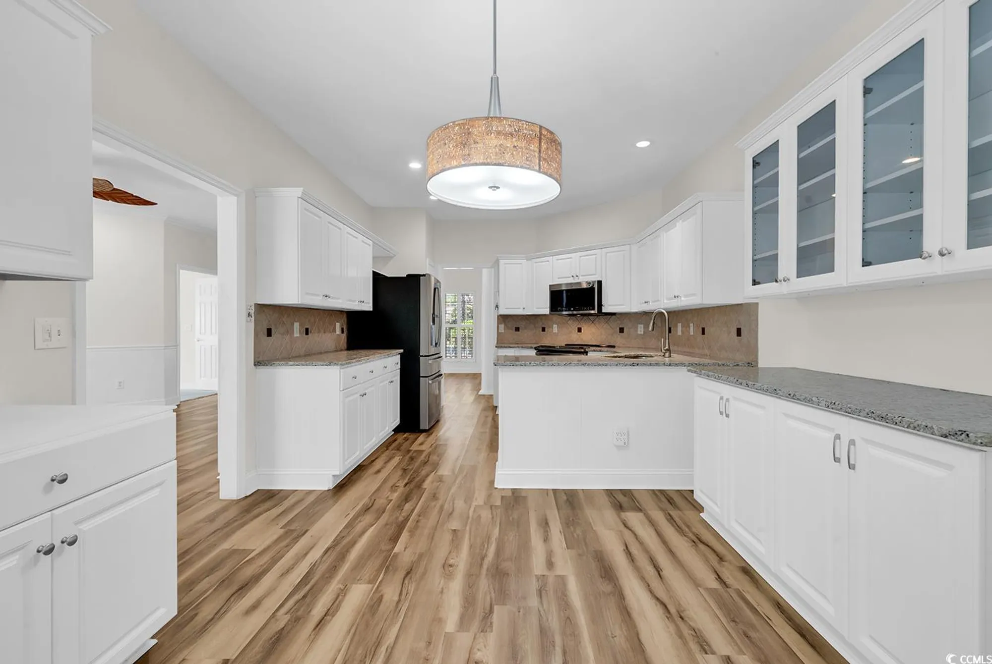 Property Slideshow image 9 of 40 | 1870 club cir, Pawleys Island, SC, 29585