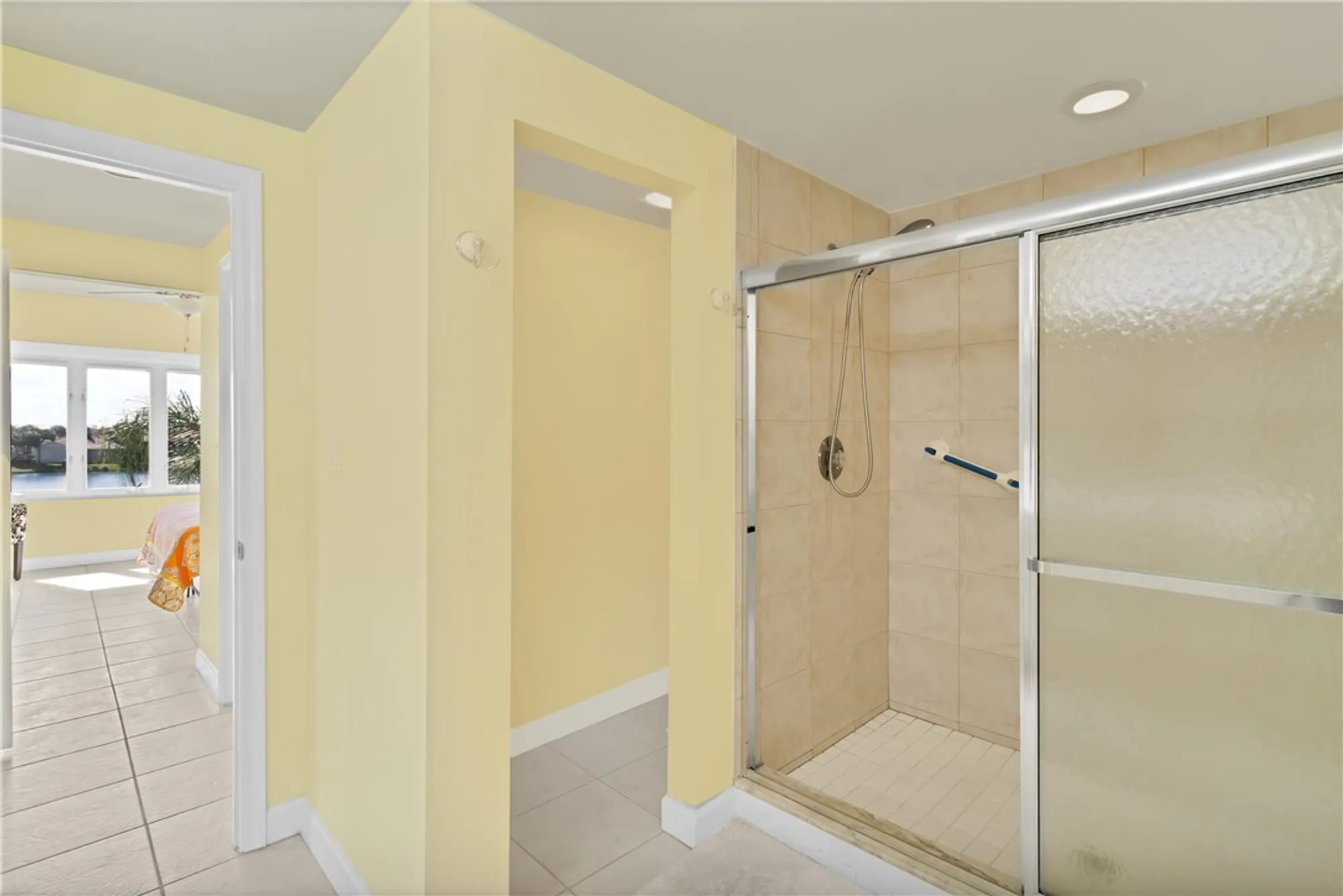 Property Slideshow image 15 of 35 | 5045 harmony cir 305, Vero Beach, FL, 32967