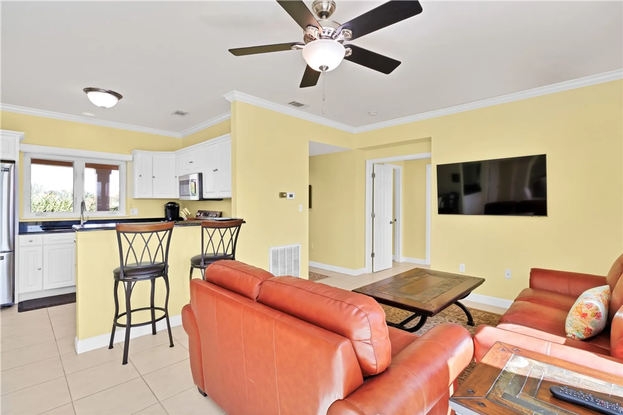 Property Slideshow image 11 of 35 | 5045 harmony cir 305, Vero Beach, FL, 32967