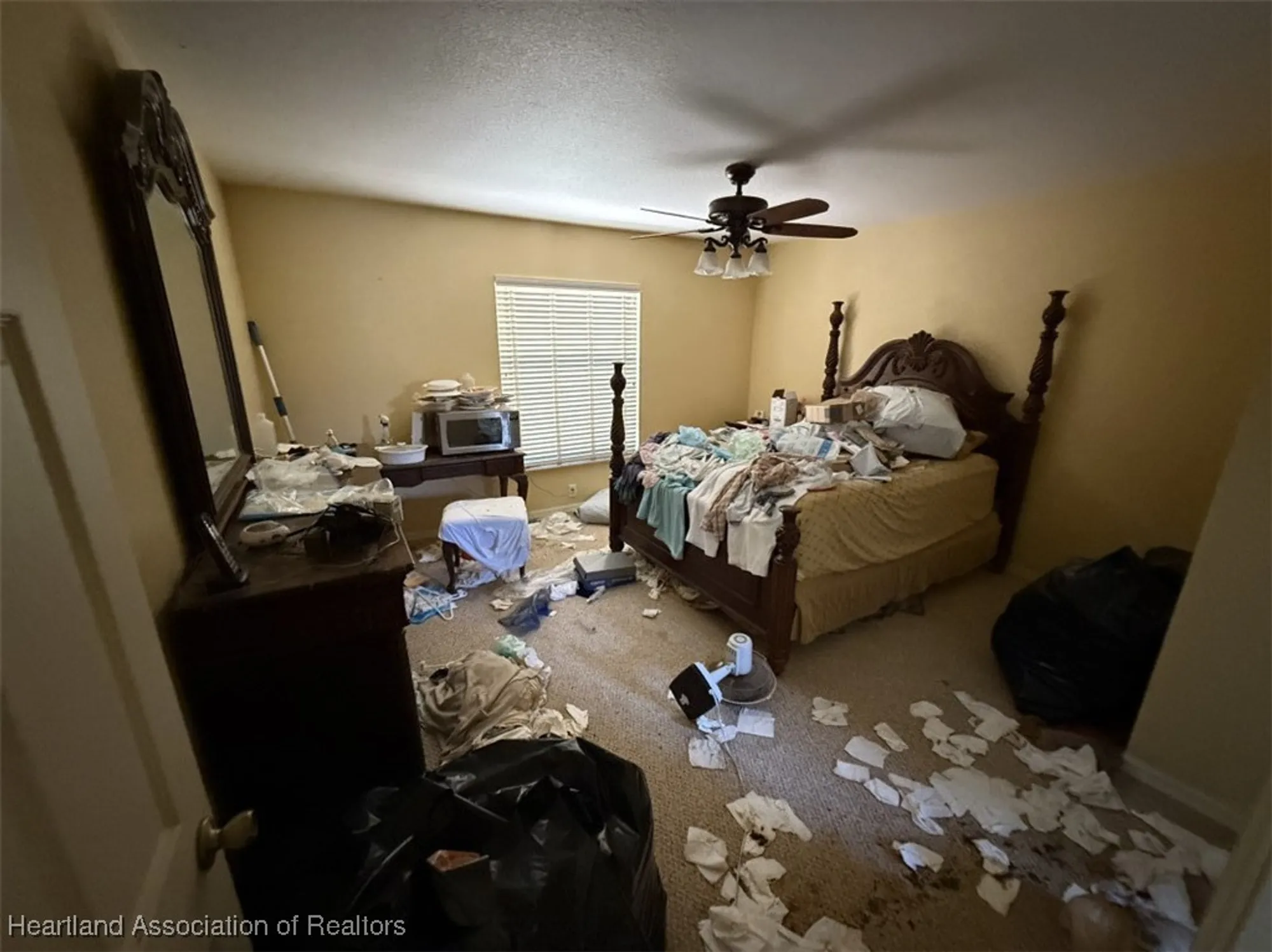 Property Slideshow image 11 of 20 | 2311 hidden creek cir, Sebring, FL, 33870