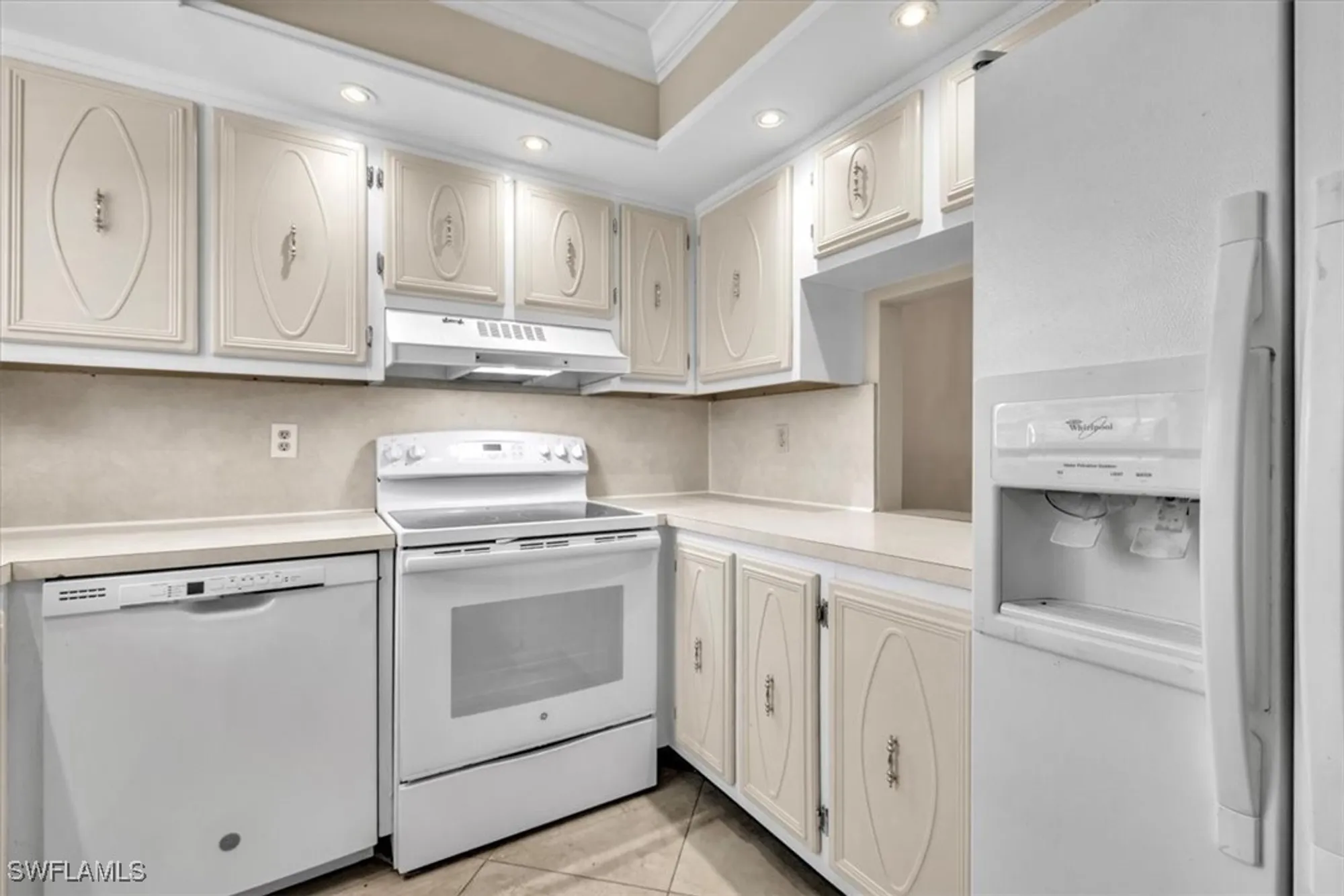 Property Slideshow image 17 of 50 | 325 charlemagne blvd b103, Naples, FL, 34112