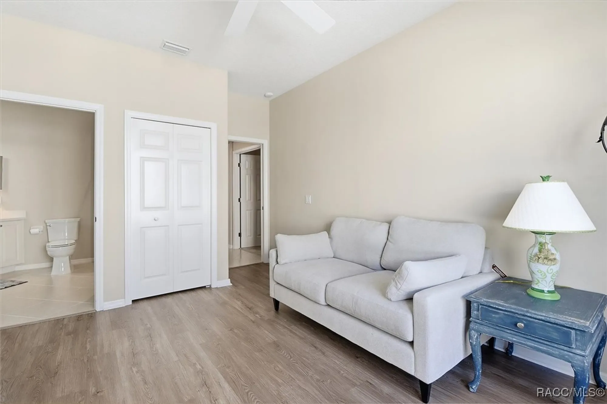 Property Slideshow image 23 of 41 | 906 w silver meadow loop, Hernando, FL, 34442