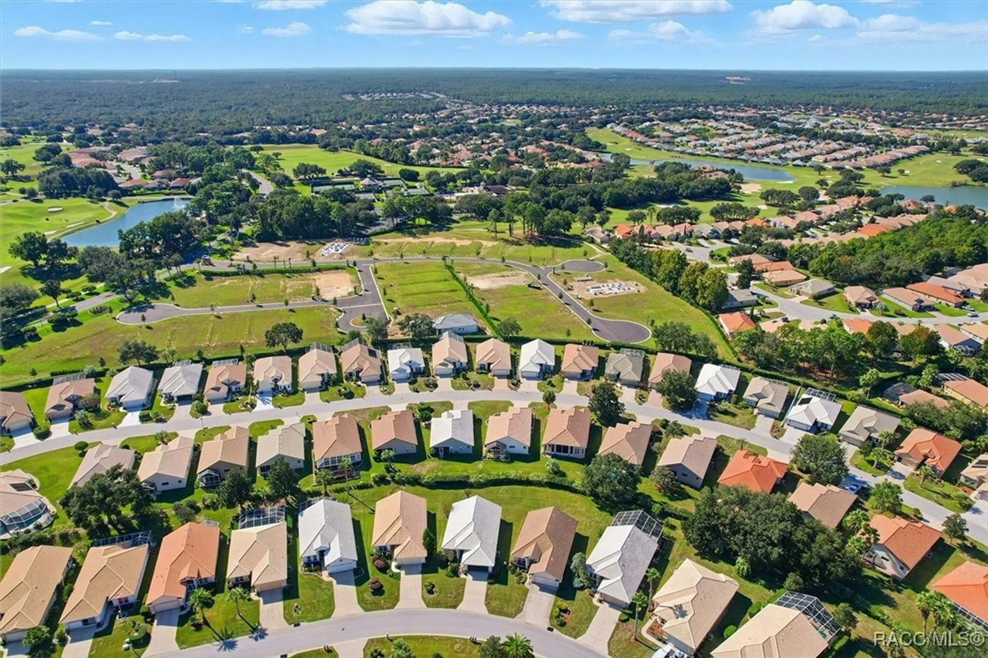 Property Slideshow image 38 of 41 | 906 w silver meadow loop, Hernando, FL, 34442