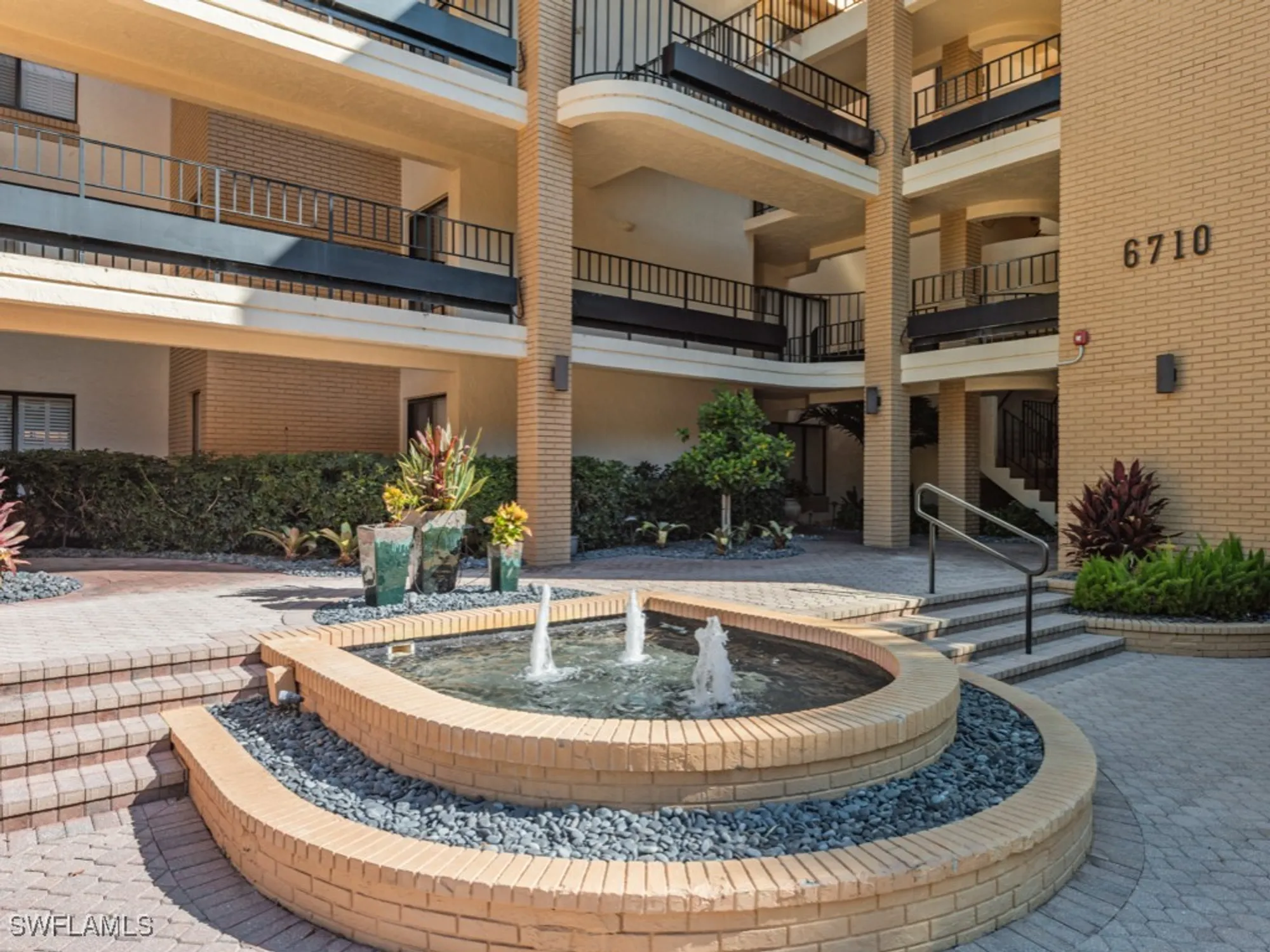 Property Slideshow image 16 of 33 | 6710 pelican bay blvd 414, Naples, FL, 34108