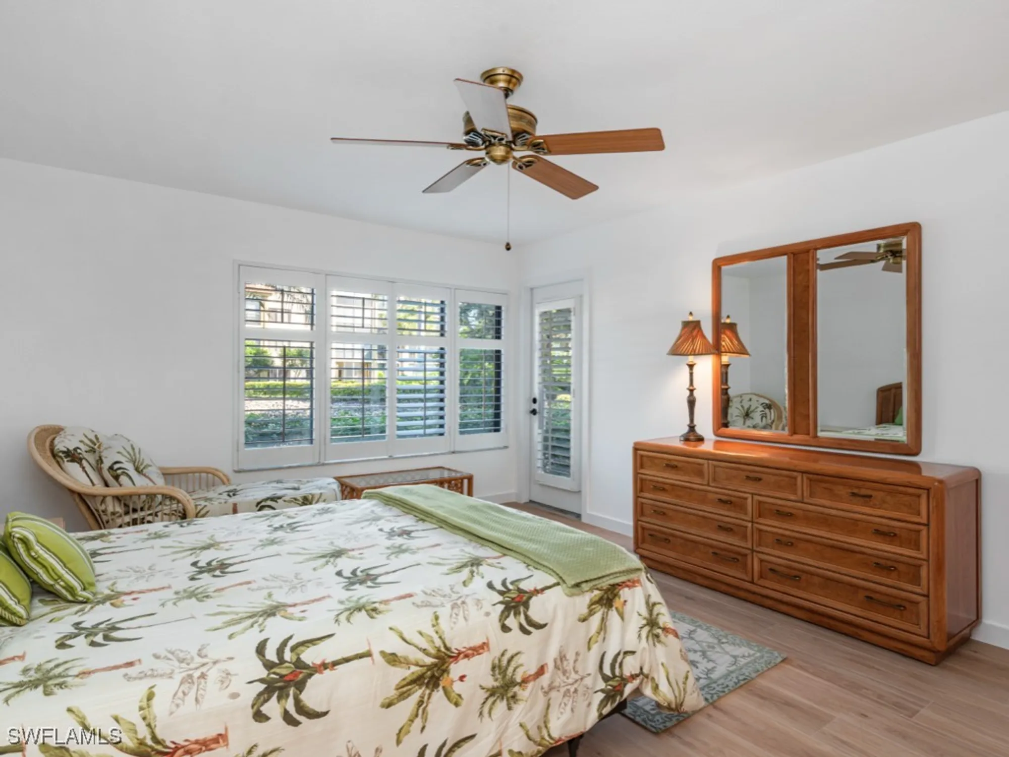 Property Slideshow image 11 of 33 | 6710 pelican bay blvd 414, Naples, FL, 34108