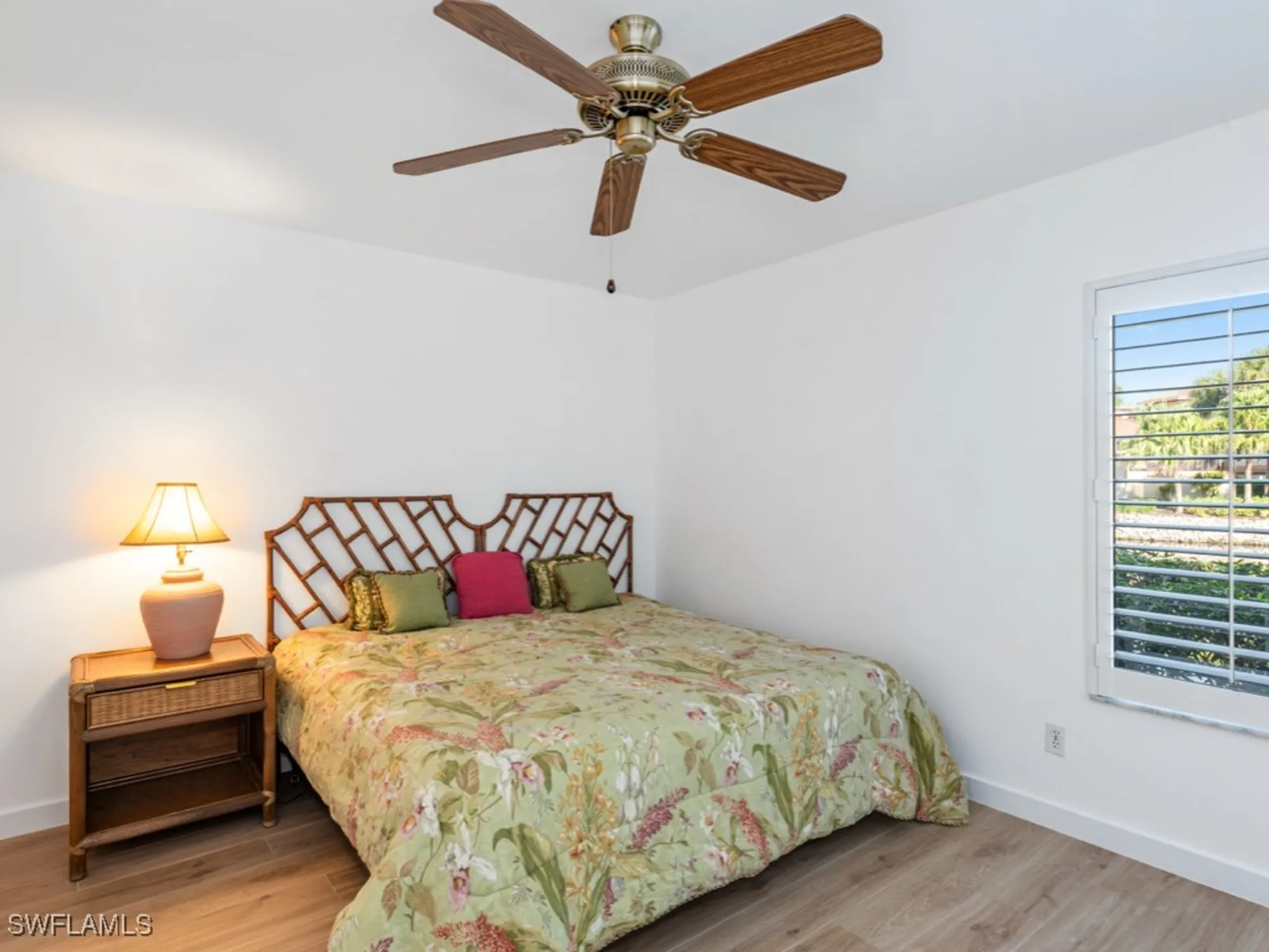 Property Slideshow image 12 of 33 | 6710 pelican bay blvd 414, Naples, FL, 34108