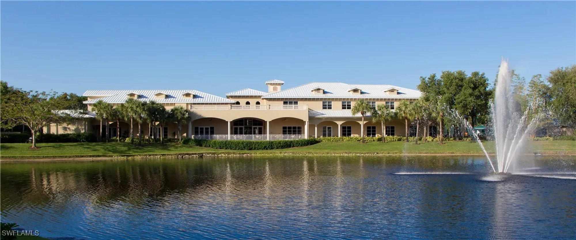 Property Slideshow image 31 of 33 | 6710 pelican bay blvd 414, Naples, FL, 34108